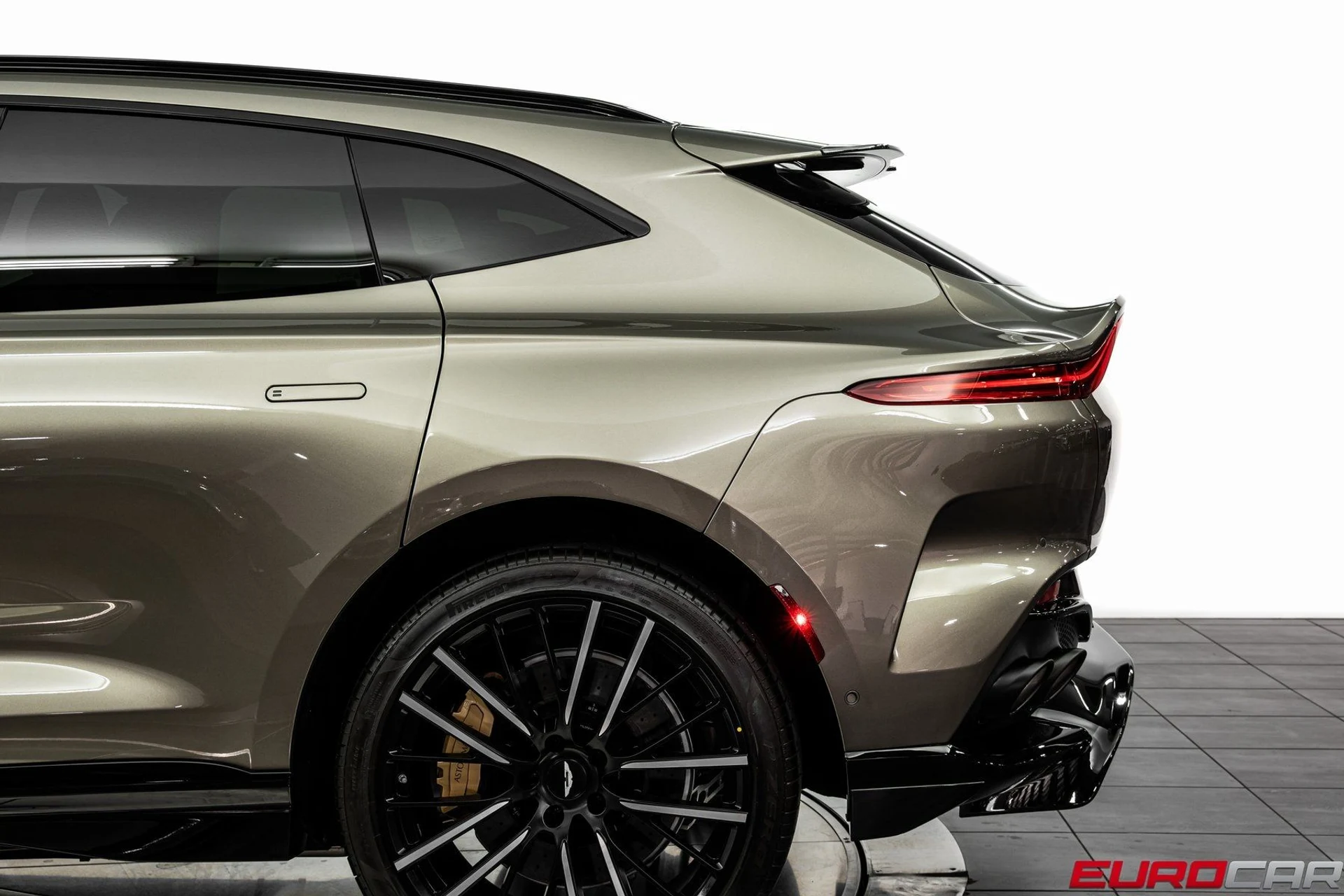 mph013_429525004_image_14_98f77ac98e