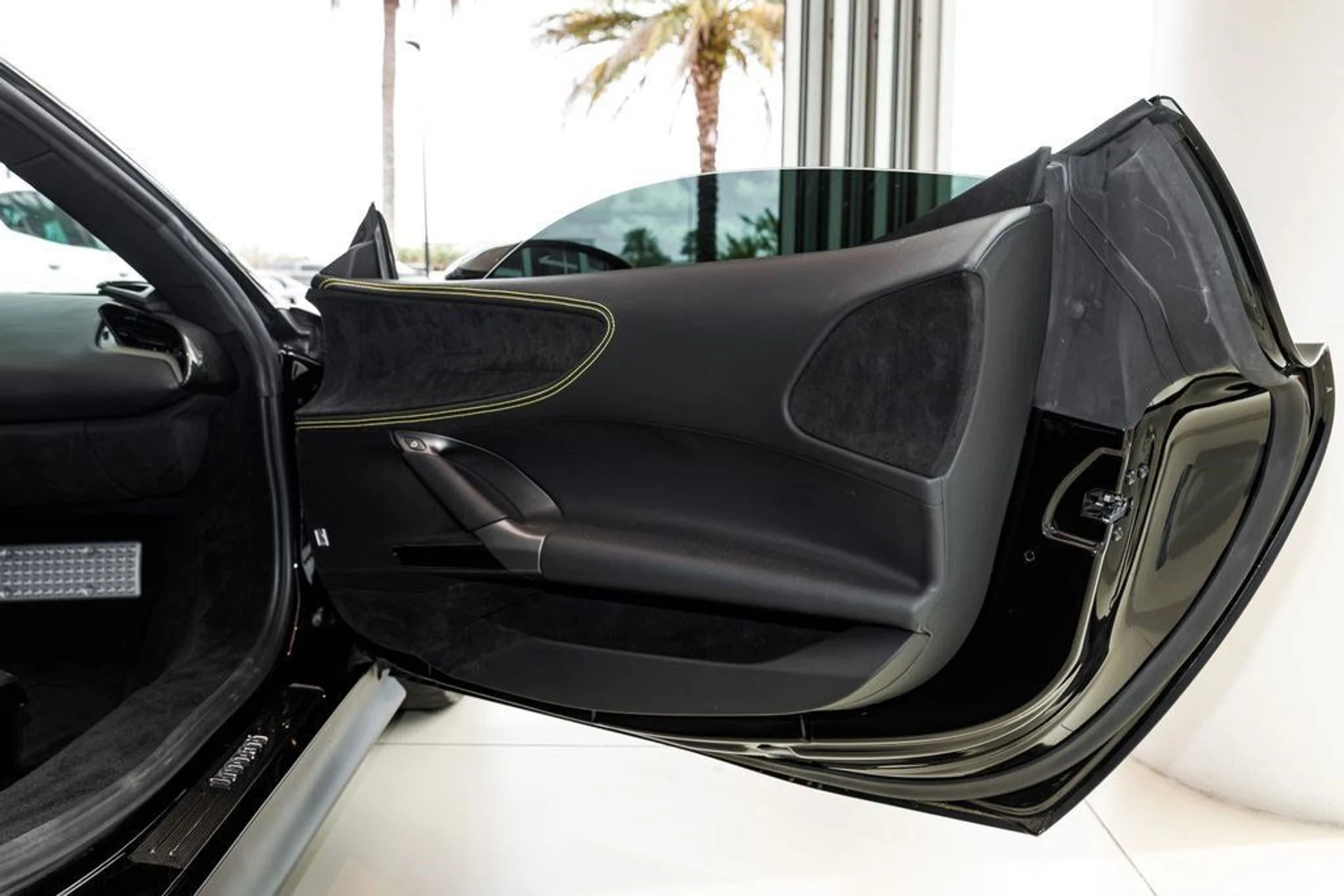 mph013_429892078_209f2811f9e9c5a69e75556743aab3ad_5c4097f248