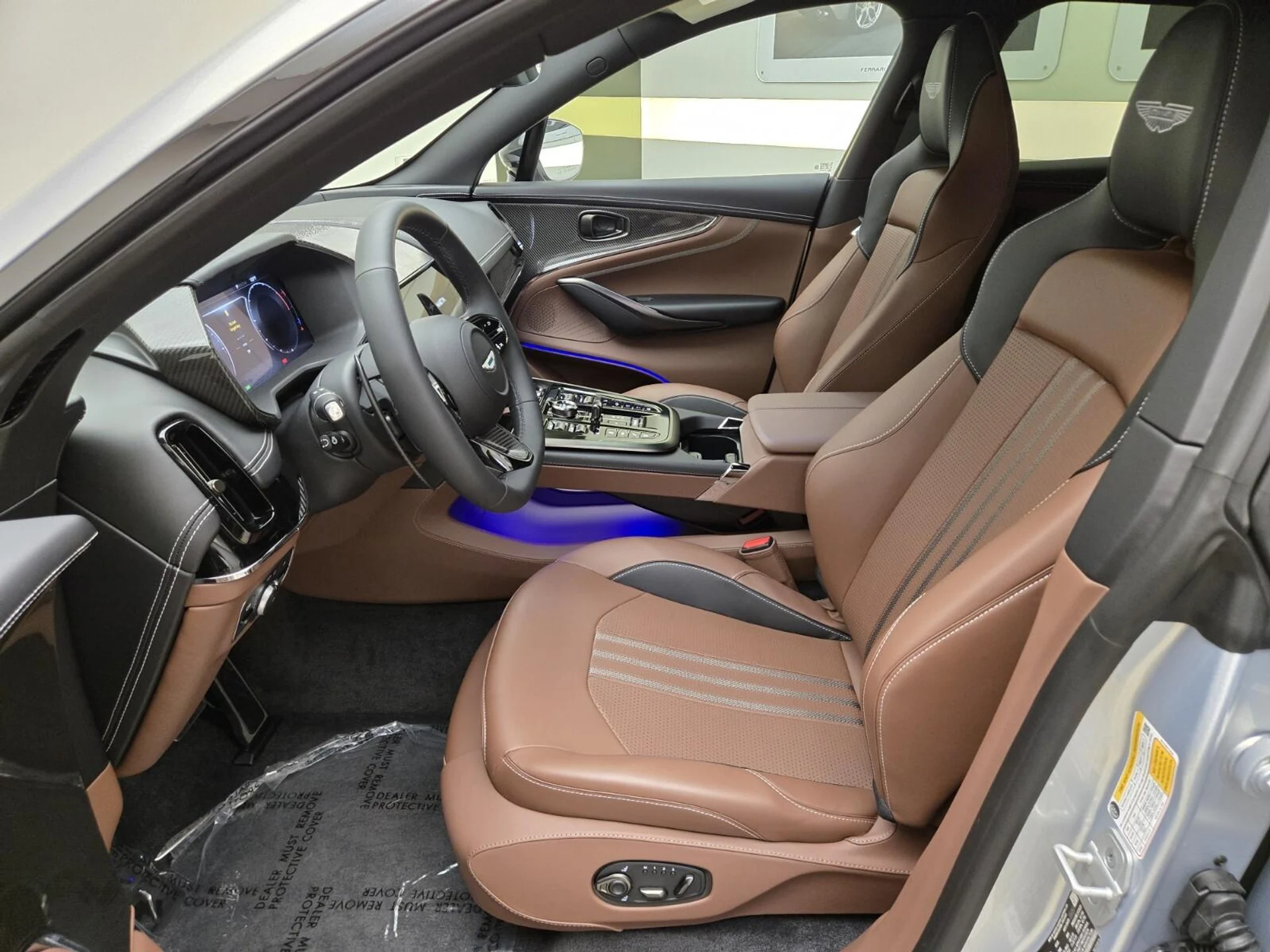 mph013_433598910_New_2026_Aston_Martin_DBX_707_1781759959_cf25bd50c0