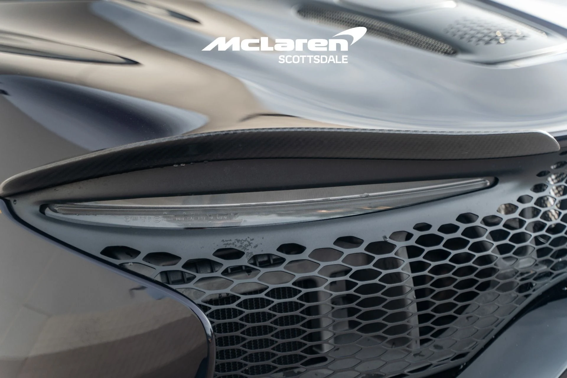 mph013_434987920_Used_2023_MCLAREN_ARTURA_1762551394_8f85a787d8