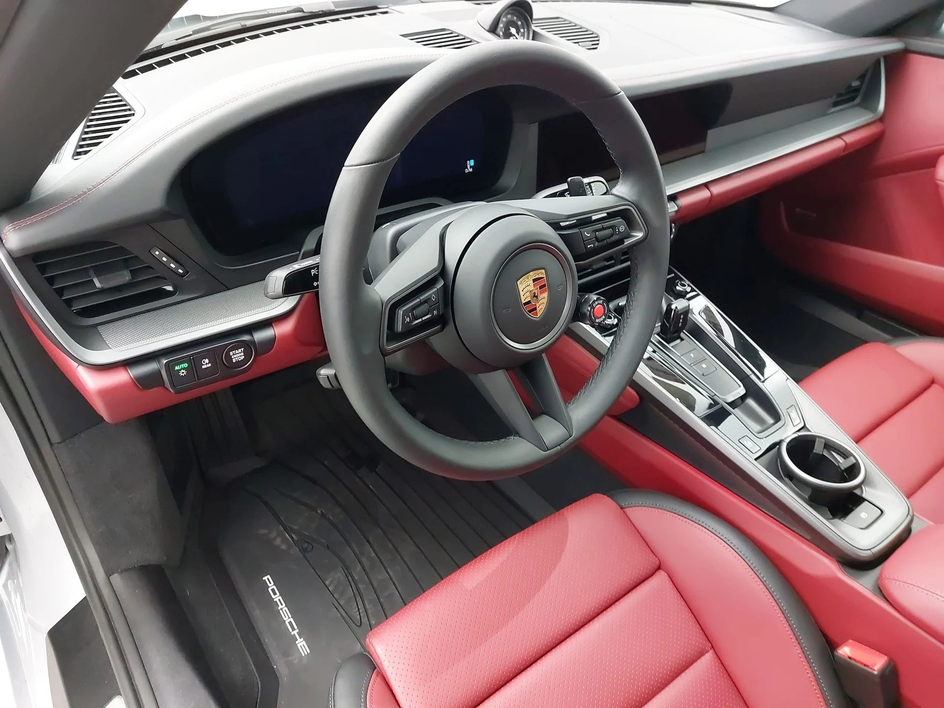 mph013_438866426_c64d84c1ef17e323bf49096585d54eb0x_fc80bdc78a