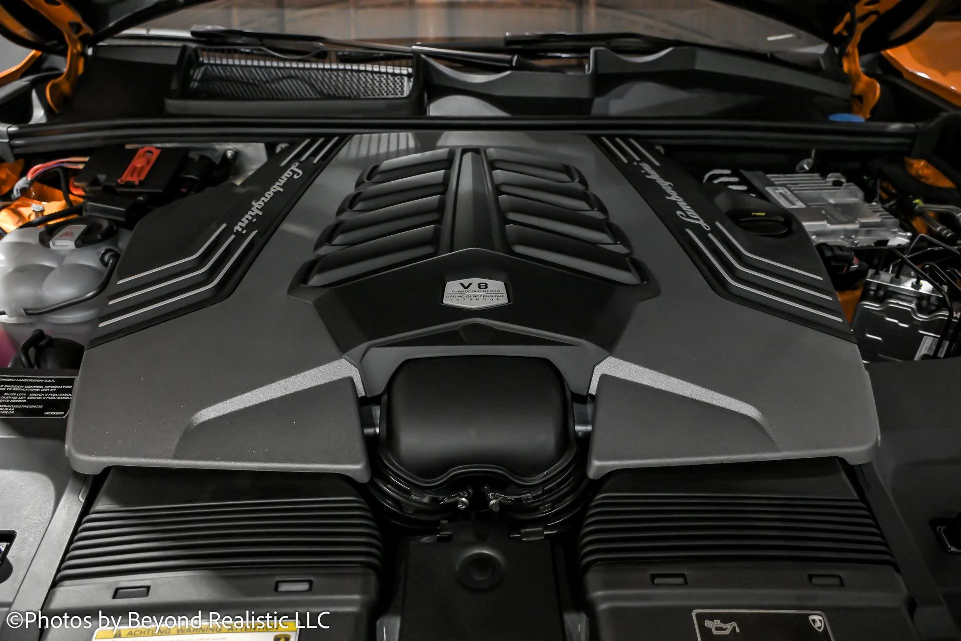 mph013_441124542_Used_2024_Lamborghini_Urus_Performante_1765964551_37dd63fee8