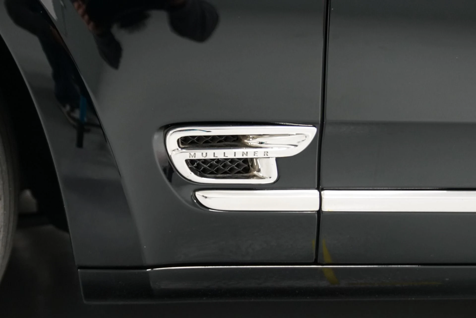 mph013_444565713_Used_2013_Bentley_Mulsanne_1769559232_5198dfd10e