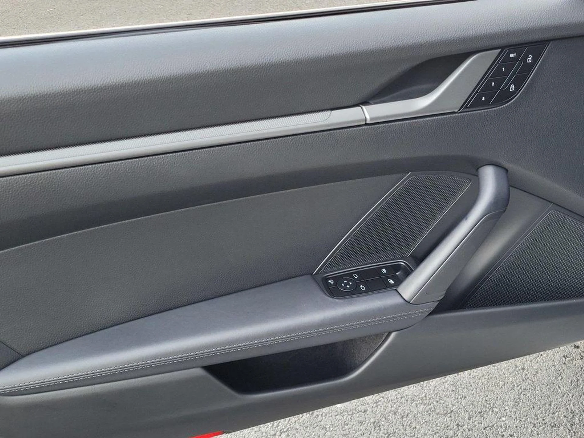 mph013_456109176_E_Ver_t_D_Tc9y_V5mf_Q_Ozvwt_U_Cyd7_Q_98e8d04120