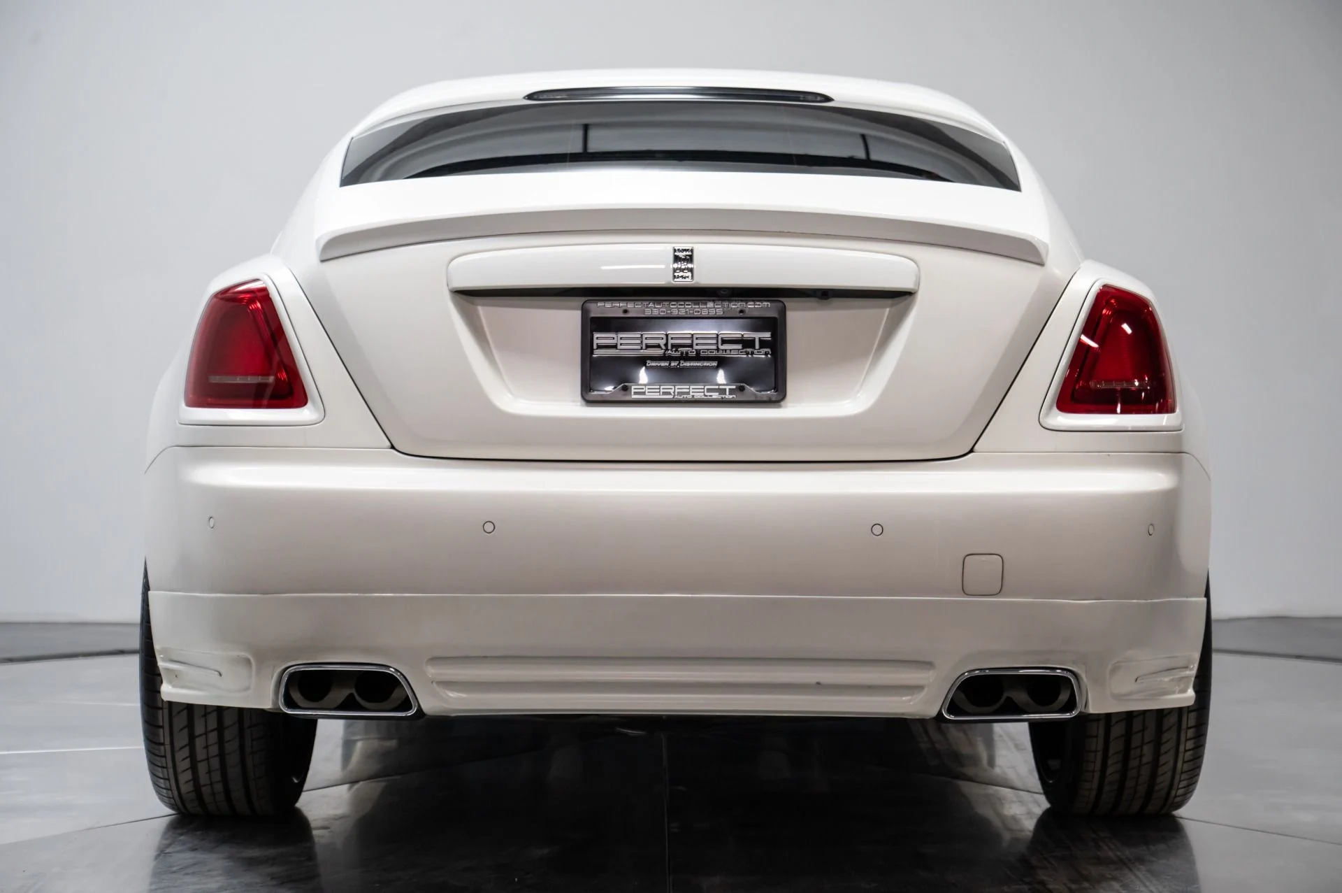 mph013_456162206_Used_2014_Rolls_Royce_Wraith_1741130908_a0646cd518