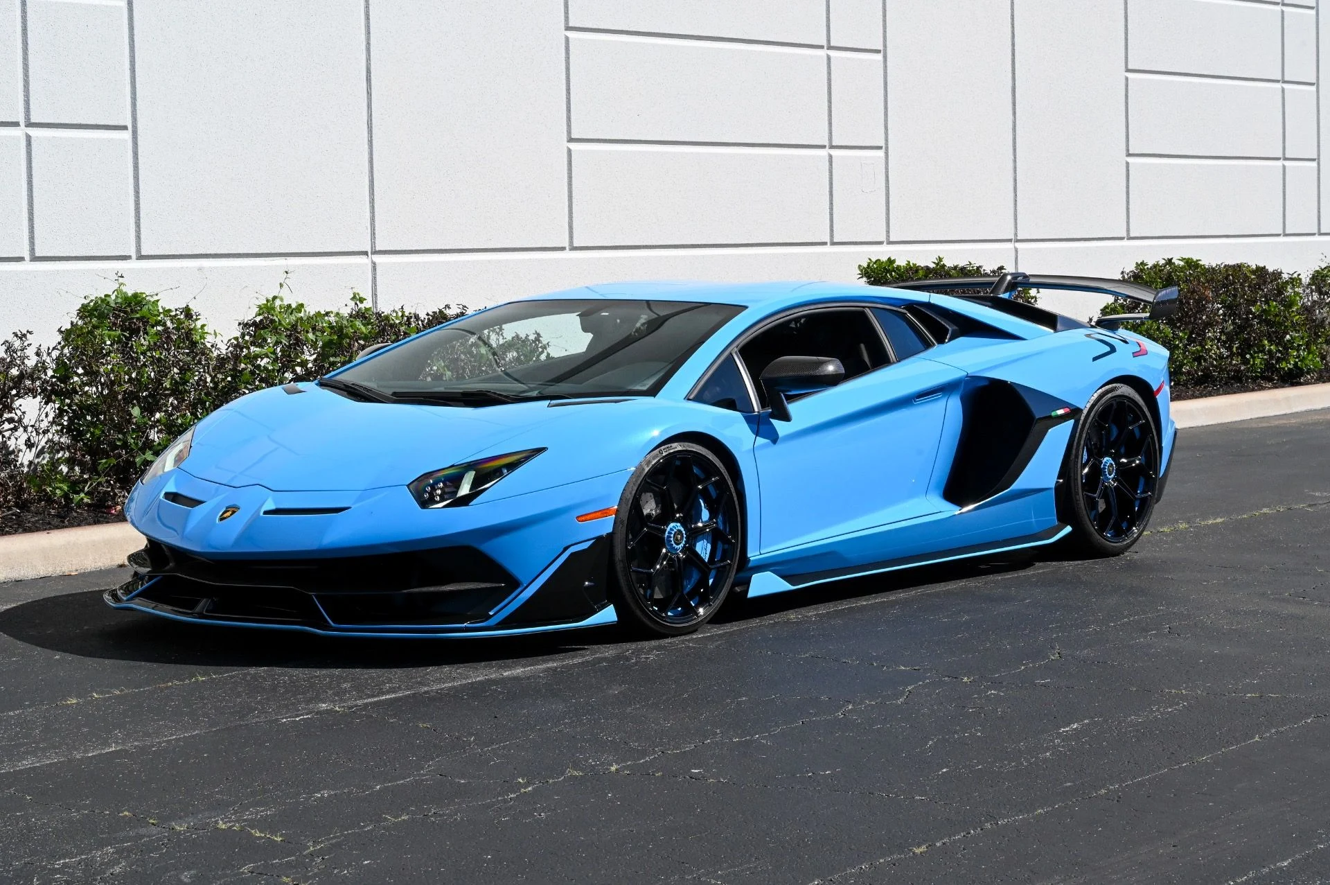 mph013_460669981_Used_2019_Lamborghini_Aventador_LP_770_4_SVJ_1742591157_5b4bbc5b8f