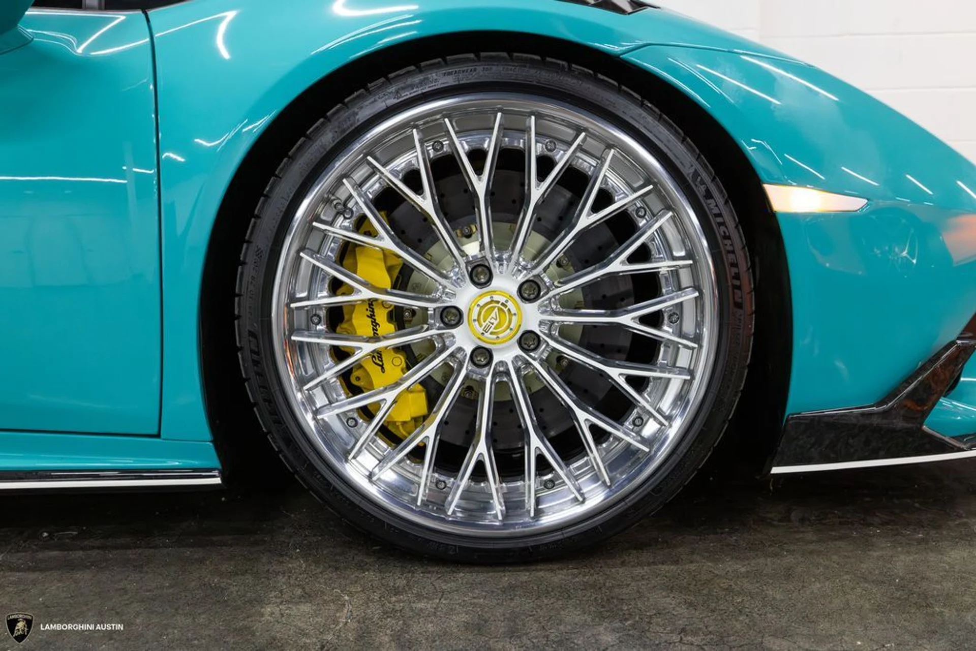 mph013_463942758_56b836bc96417ec9b620d67951a99e40x_eaa2b3ce4e