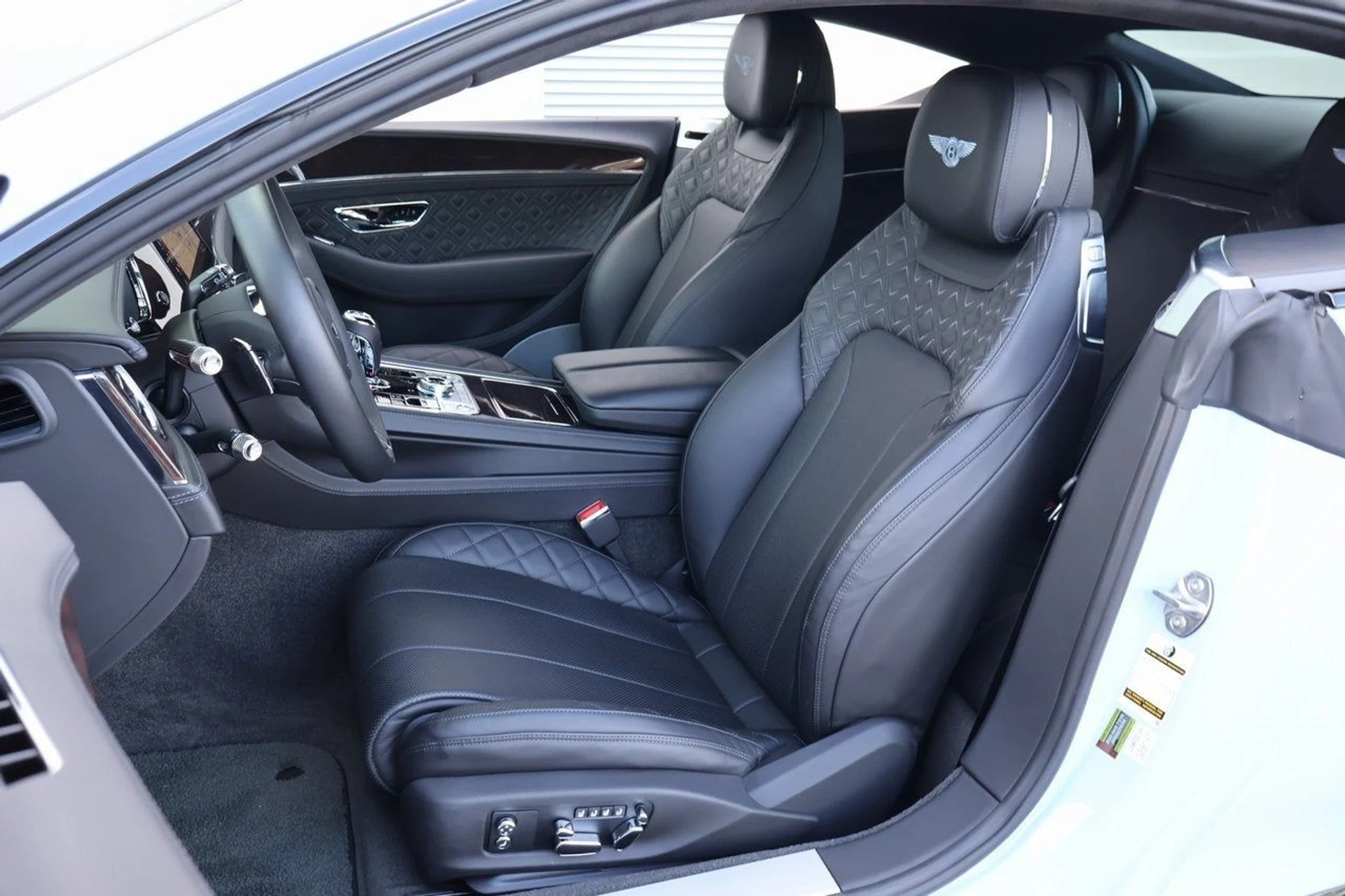 mph013_479447441_14_5683a28717