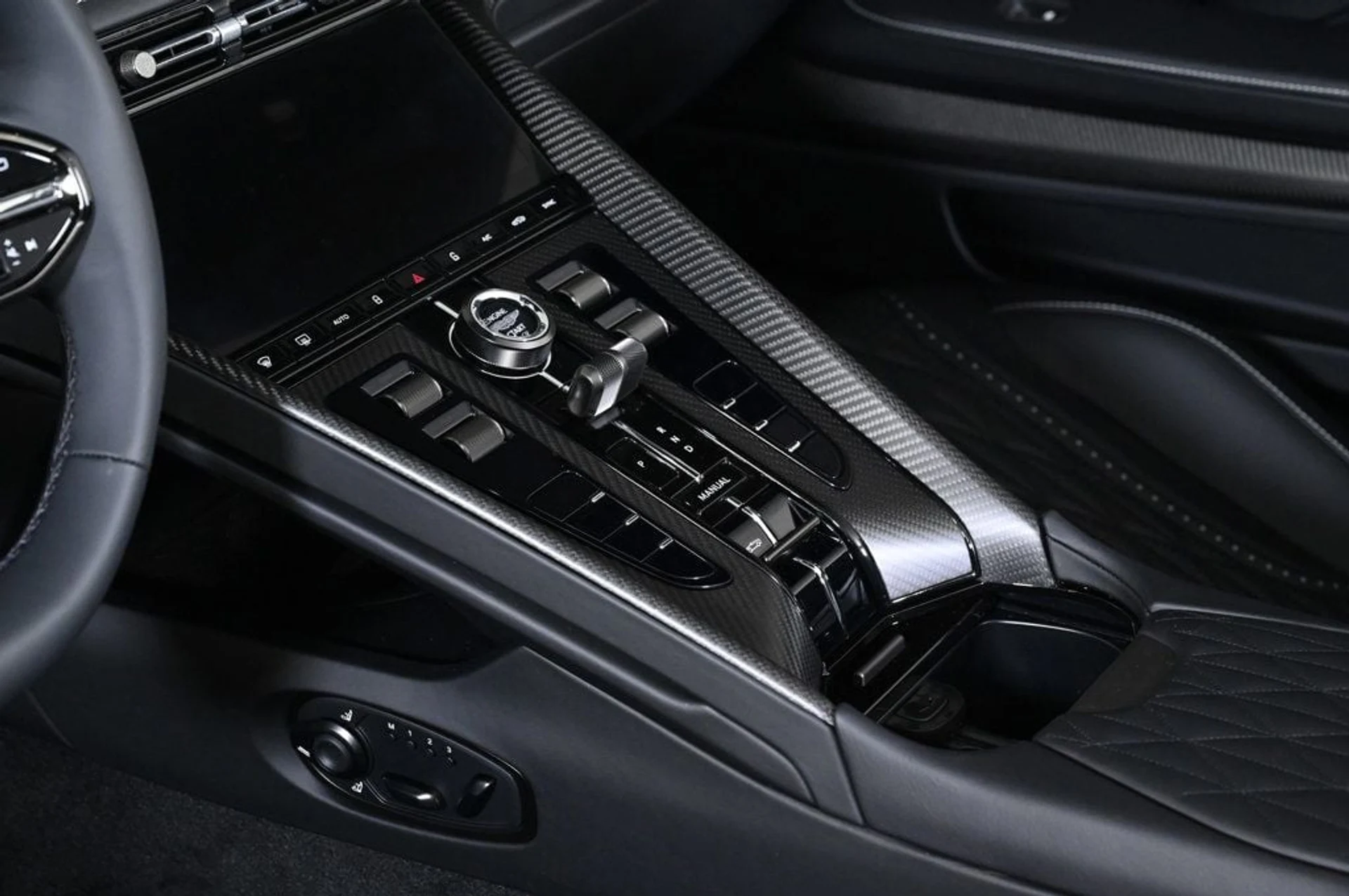 mph013_480483679_new_2026_aston_martin_db12_volante_11350_22900946_13_1024_0d9c58881b