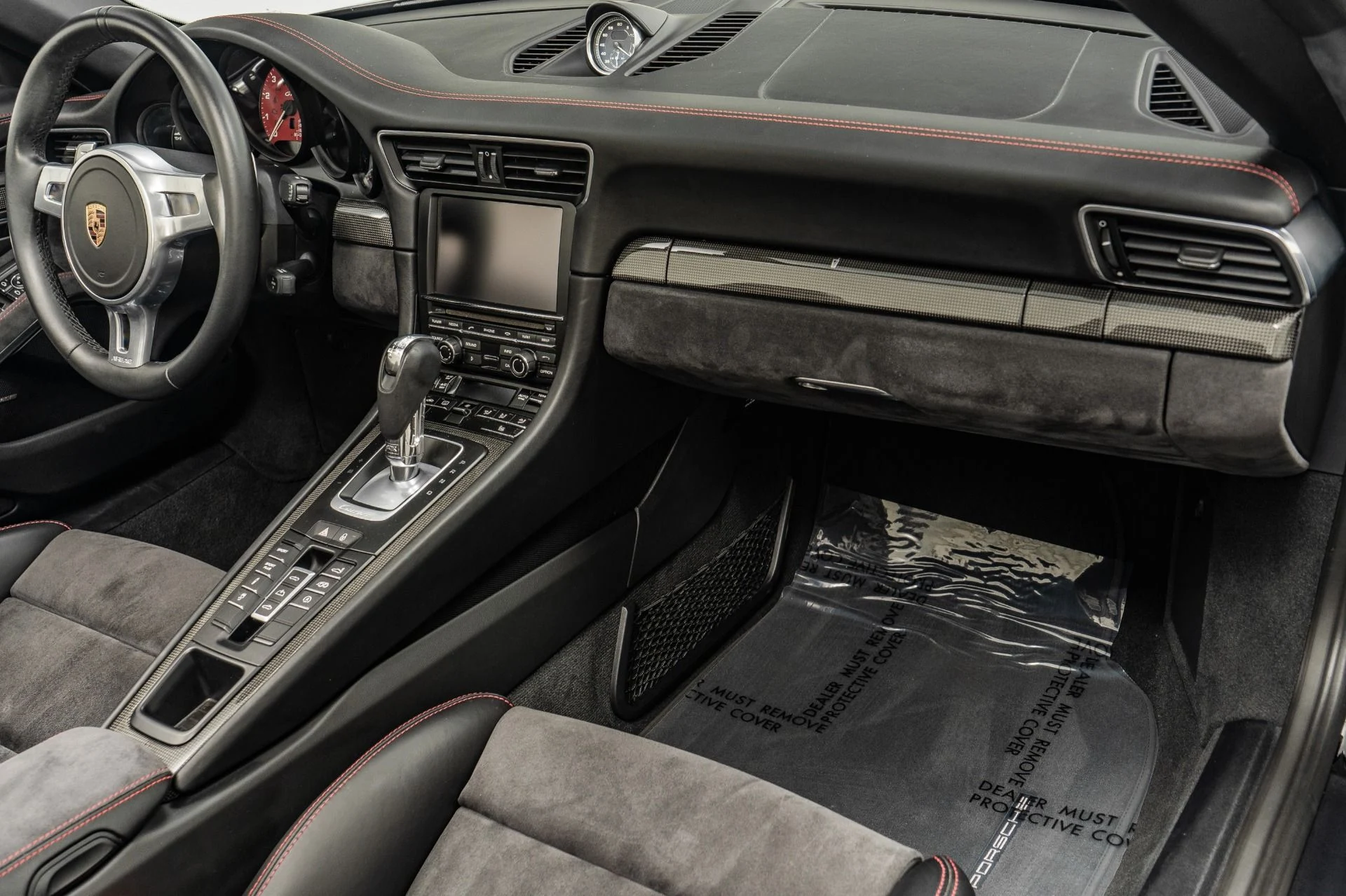 mph013_485491480_Used_2016_Porsche_911_Carrera_GTS_Cabriolet_18_Way_Seats_GTS_Interior_in_Leather_and_Alcantara_1758127640_3aea03da4f