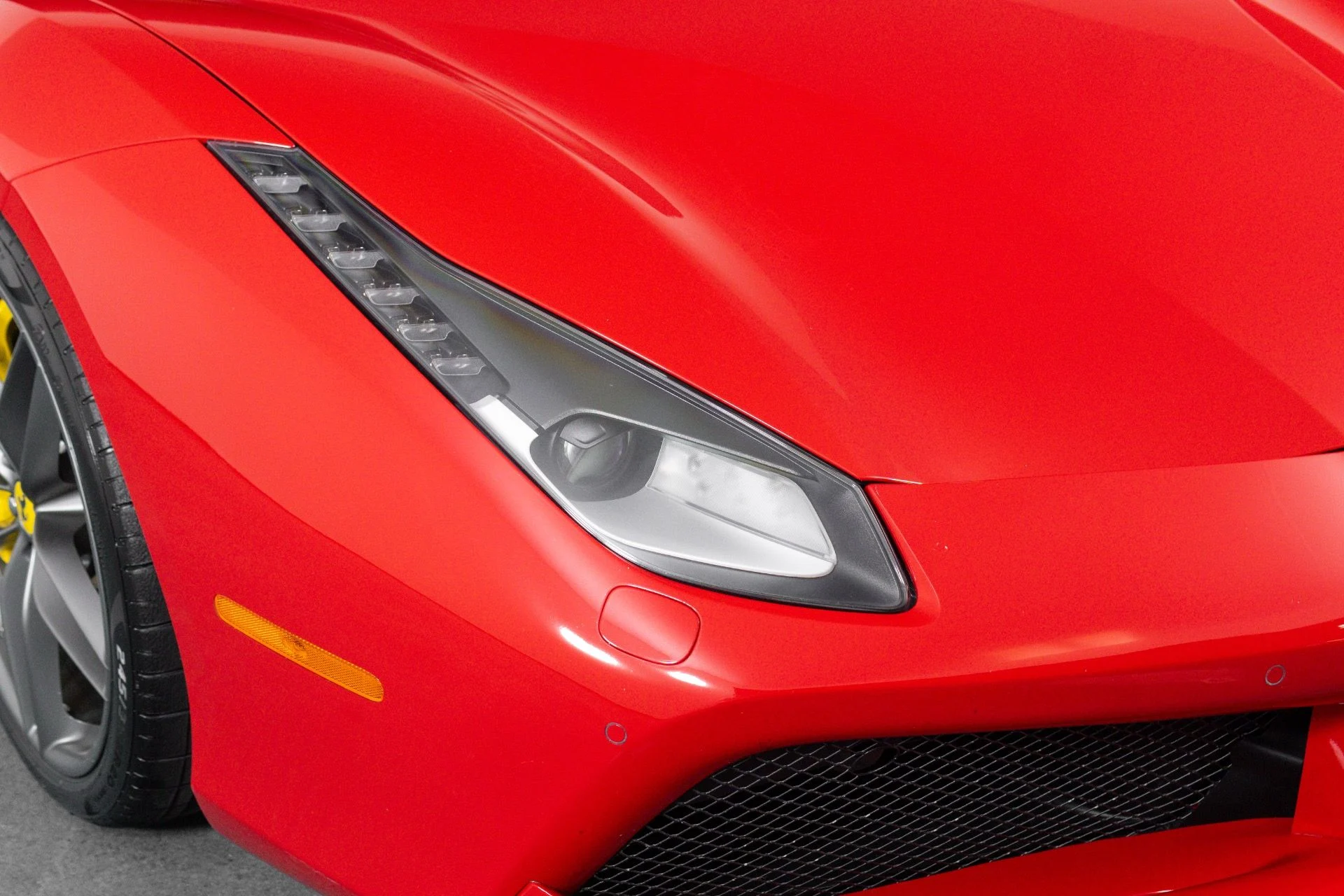 mph013_487269429_Used_2017_Ferrari_488_GTB_1781727340_3774807f75