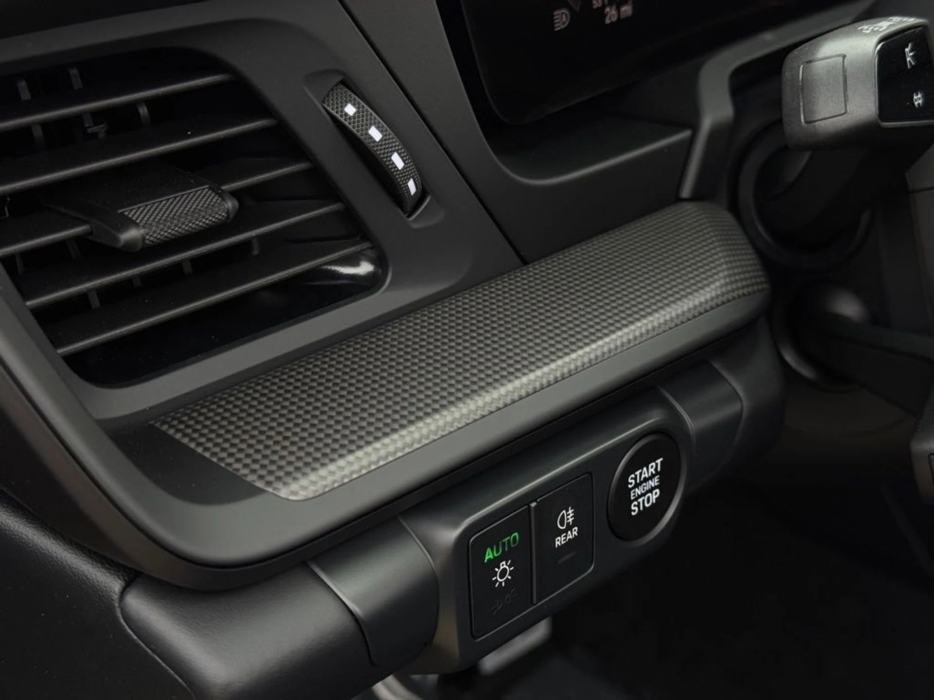 mph013_48737819_64726363979fe0c565798f62983e4dca_572224a613