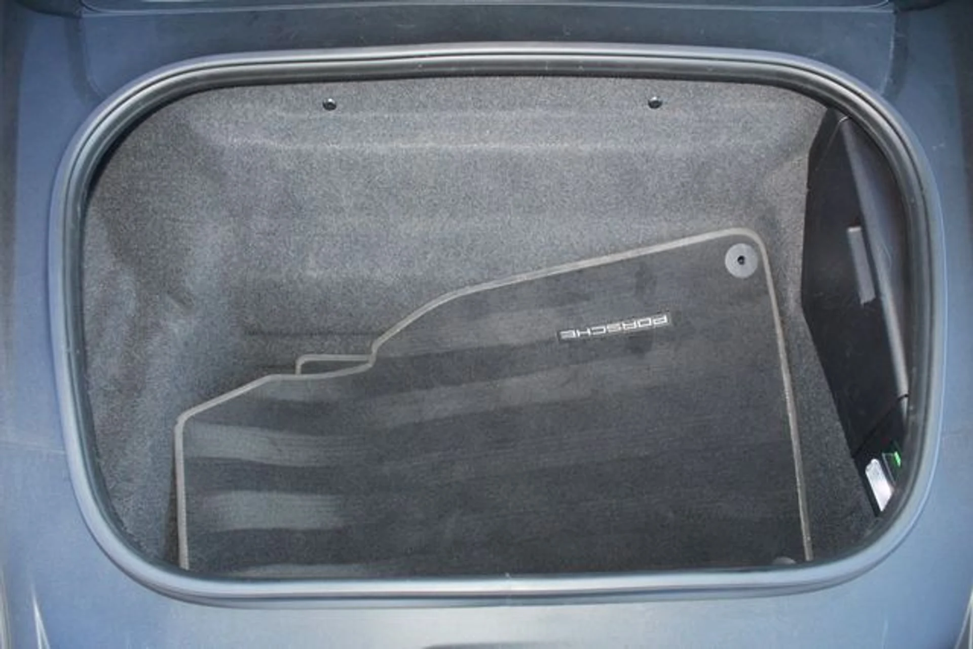 mph013_500317796_8b3e9bd1865299c07001f835e8984761x_7e140a290f