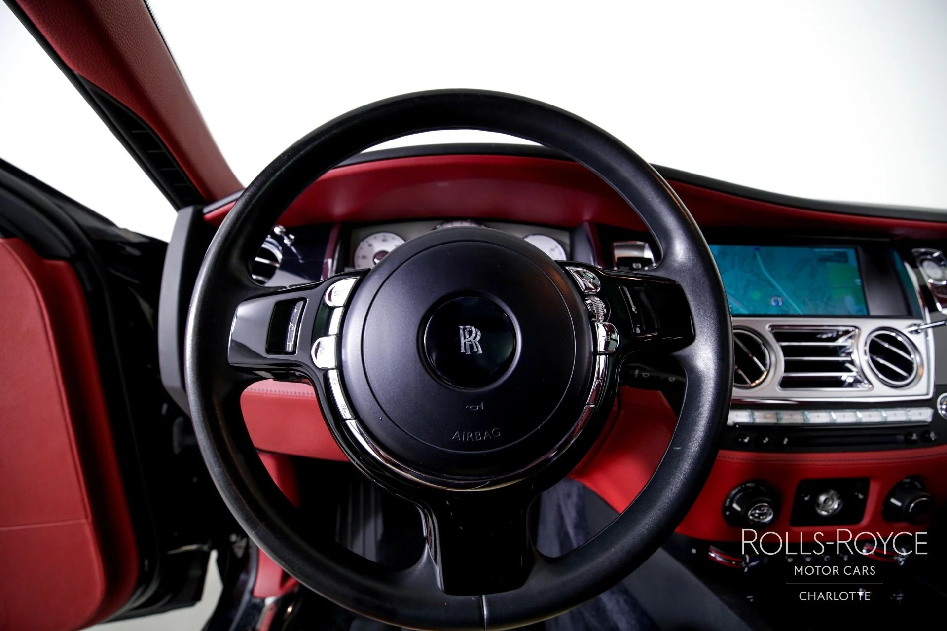mph013_500956753_Used_2014_Rolls_Royce_Ghost_1747161700_e9a5193c78