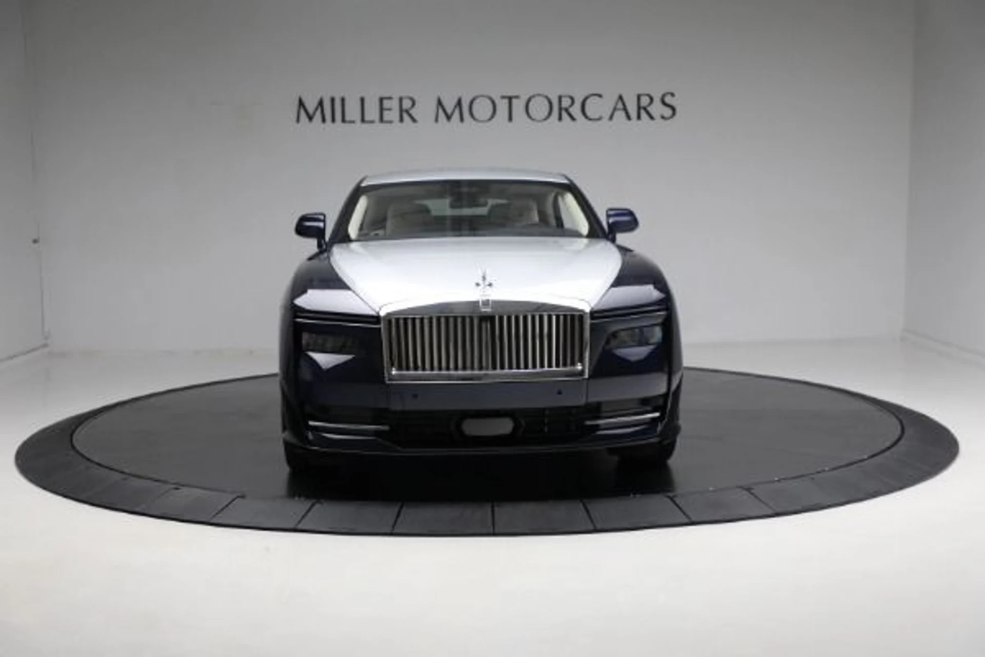 mph013_501561011_New_2024_Rolls_Royce_Spectre_400d8c81a8