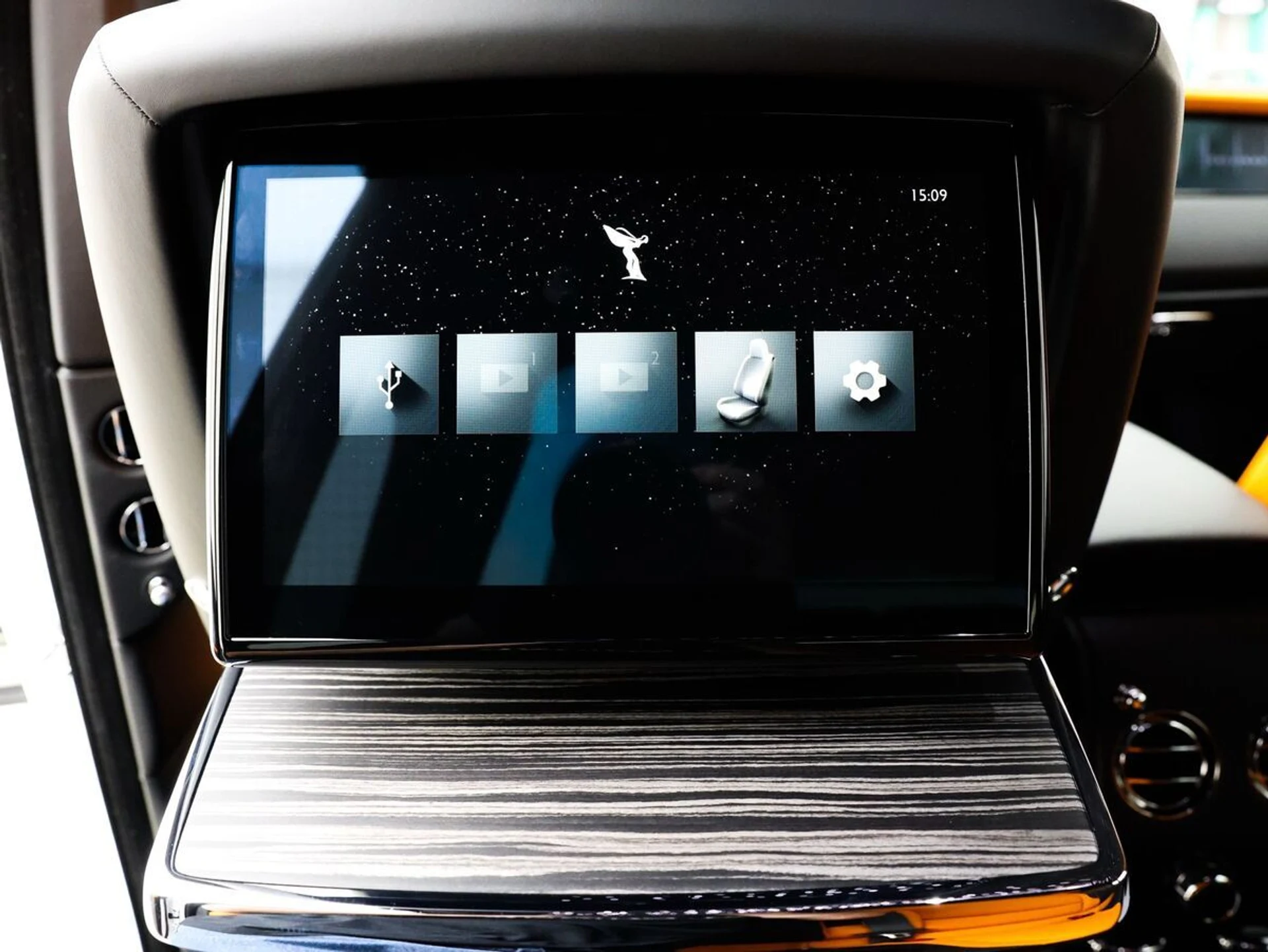 mph013_50371441_jrcahc2badggvjew34ueofoox6yz_03b1500769