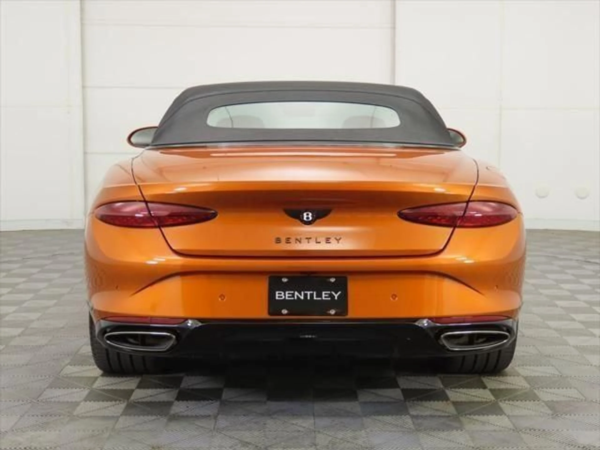 mph013_5076282_new_2025_bentley_continental_gtblackeditionconvertible_8119_22910187_14_640_51dc2e4d45