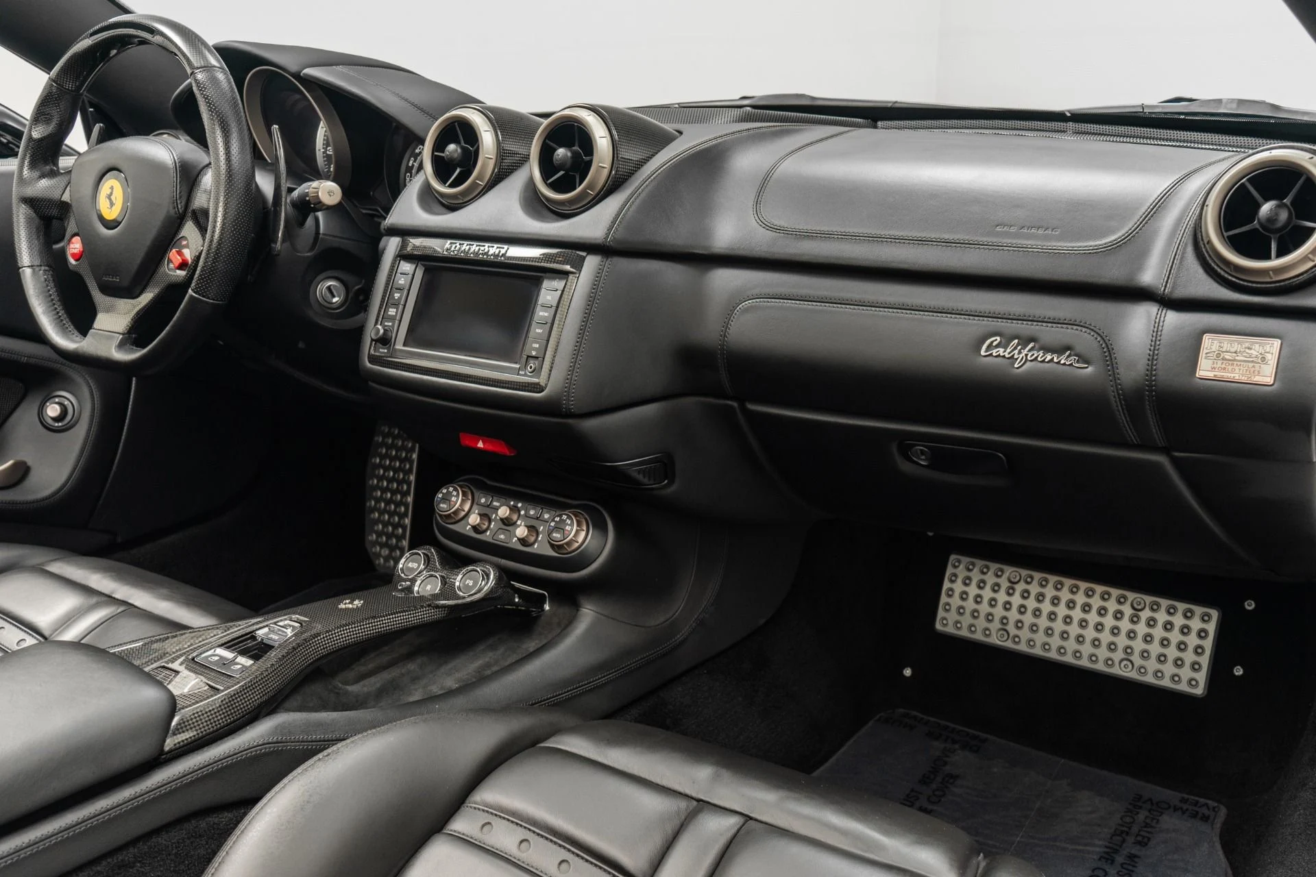 mph013_507714004_Used_2011_Ferrari_California_Daytona_Seats_Carbon_Fiber_Driving_Zone_Carbon_Dash_Inserts_1760563898_c279357dd0