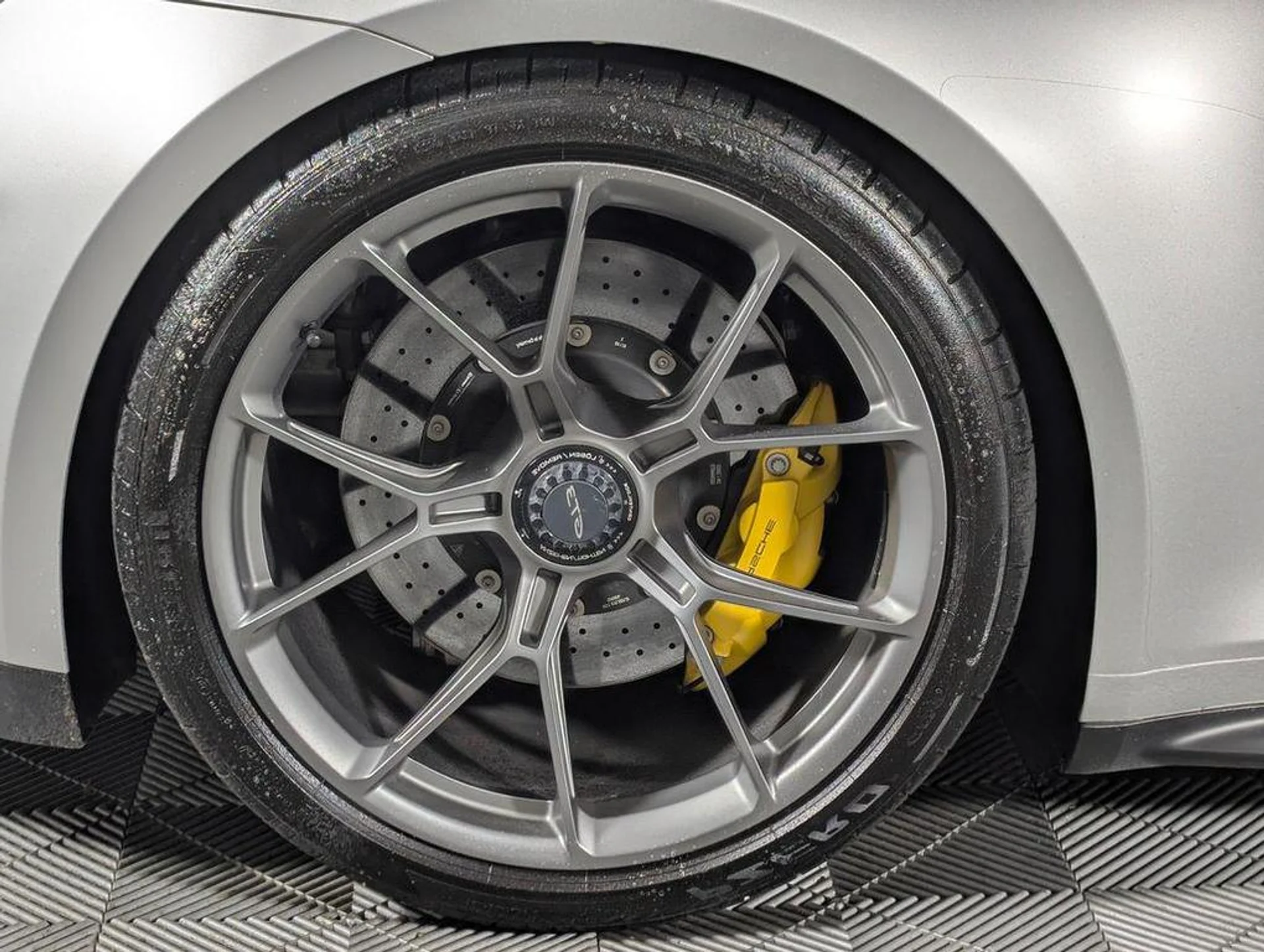 mph013_518936132_69_BB_6_SGMAJ_71_D_Xws_S62c_FG_9cm0s_8fdc66e30d