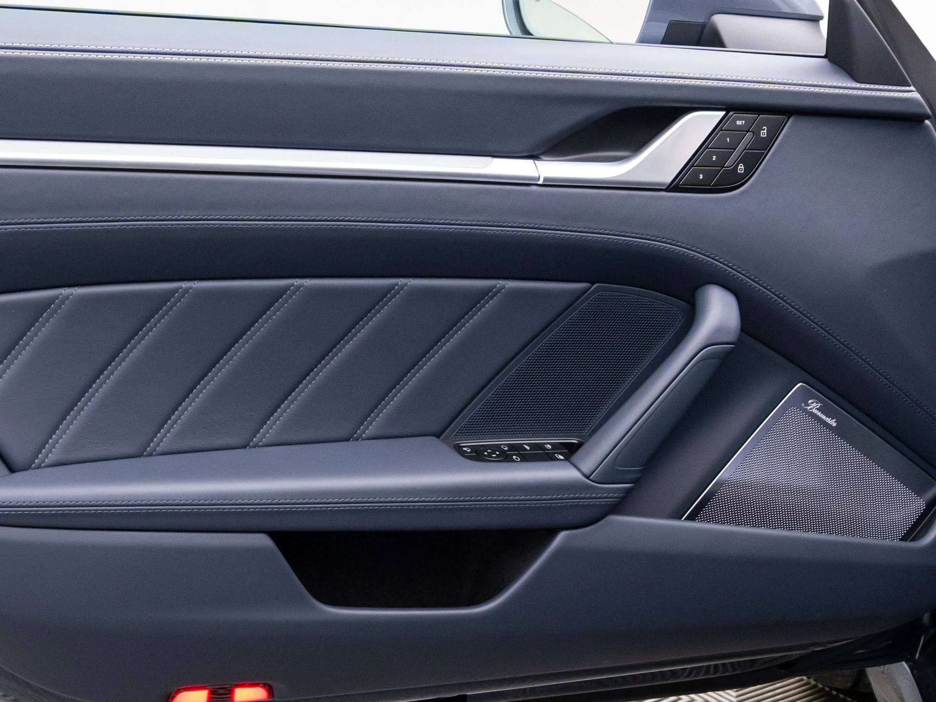 mph013_520863157_d7bece96b1fcea9052d60f9f37e90409x_31c6261058