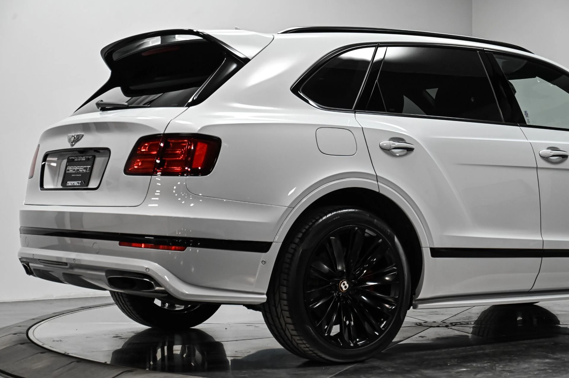 mph013_528889019_Used_2020_Bentley_Bentayga_Speed_1754949210_6968391c9a