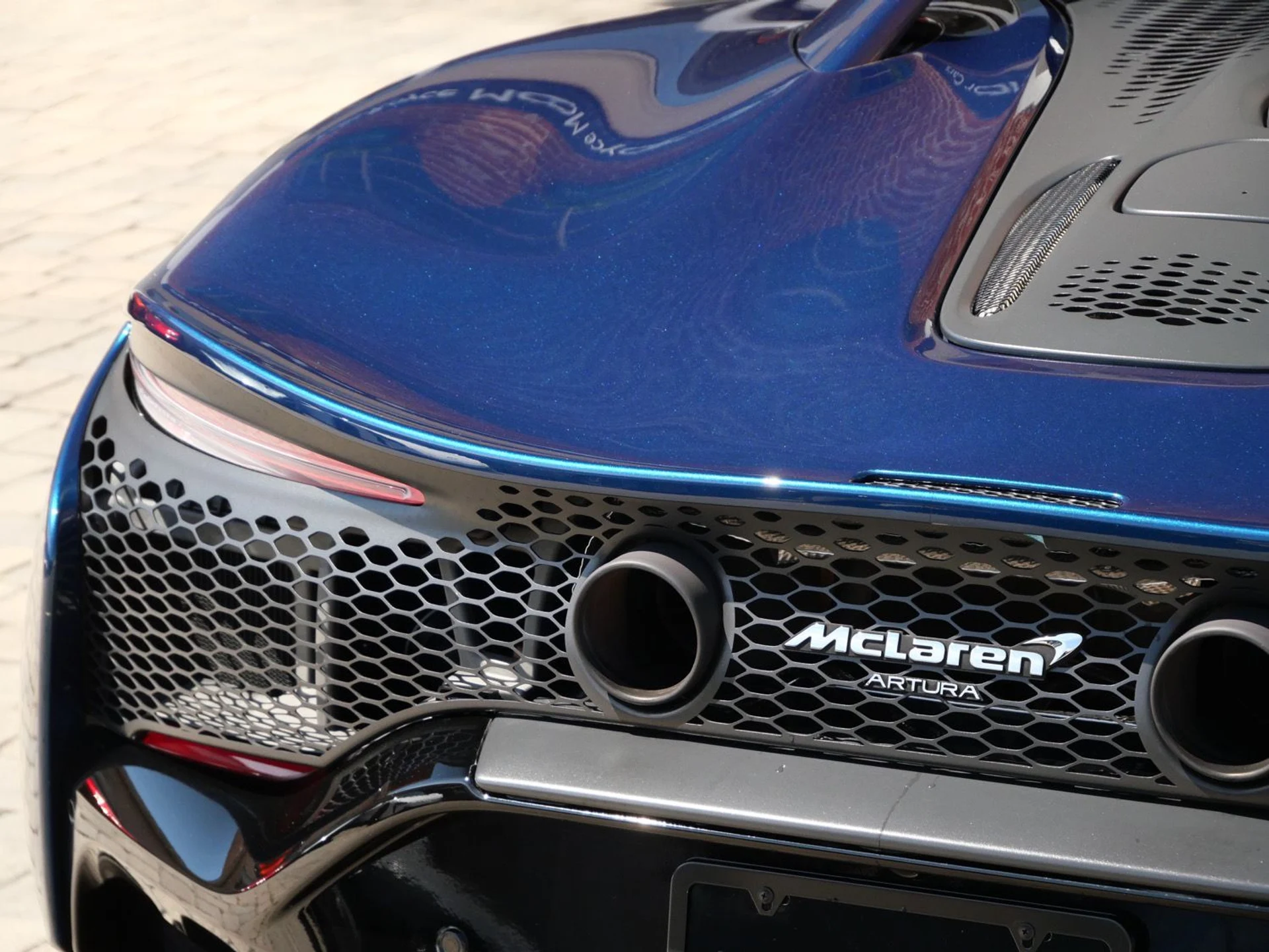 mph013_530181166_795ad97d24228ab0fb2bda7e1e4d4f30x_cf8c86d9a5