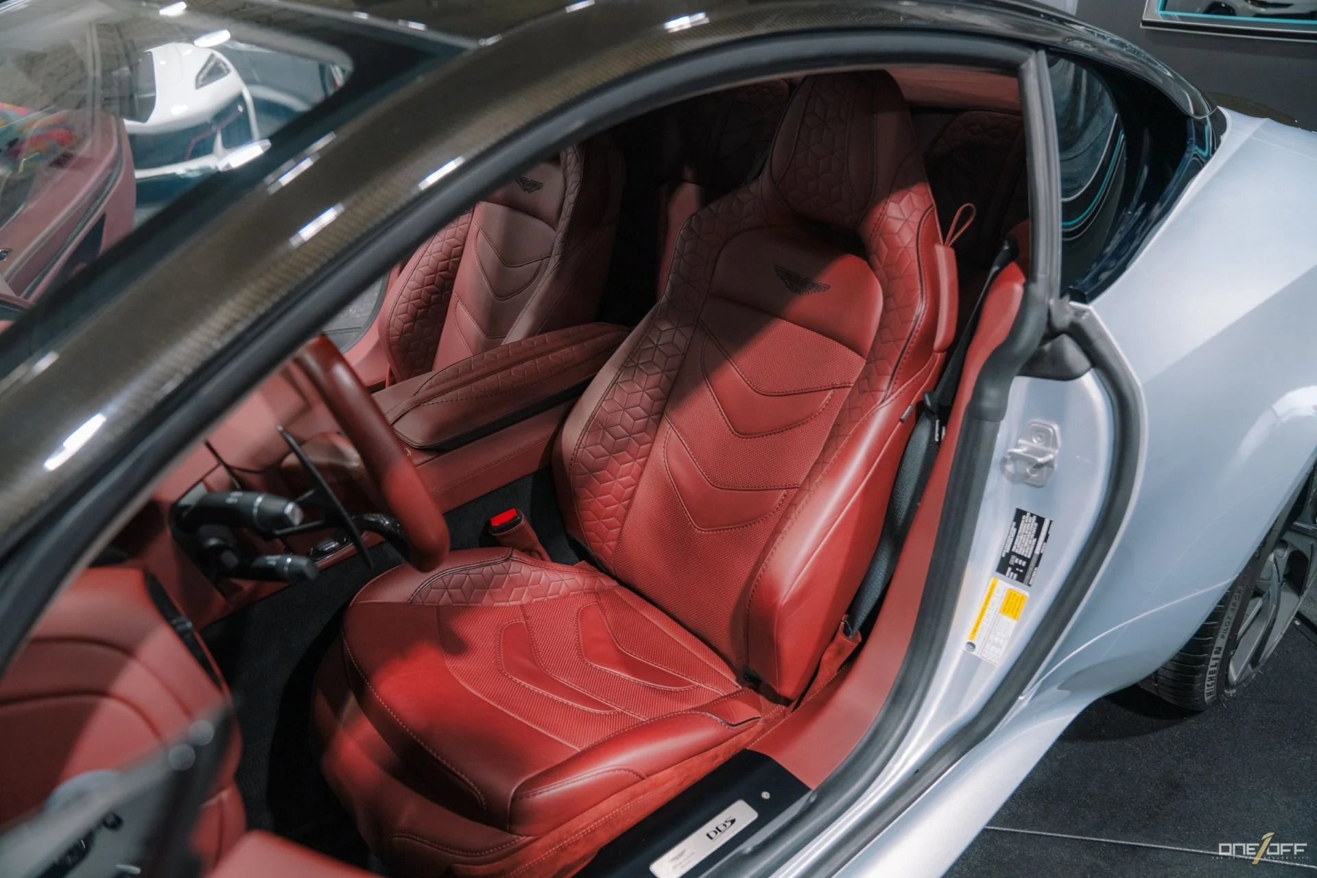 mph013_530785037_Used_2019_Aston_Martin_DBS_Superleggera_w_Carbon_Roof_Forged_Carbon_Interior_1781651614_de550a0434