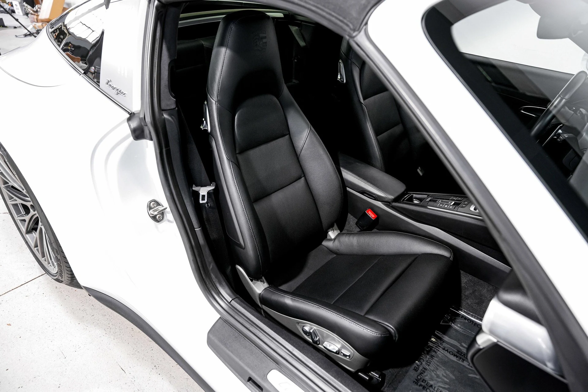 mph013_532422617_4c94bbb197cabdb7d5003953dfdefdf6x_76240c02e0