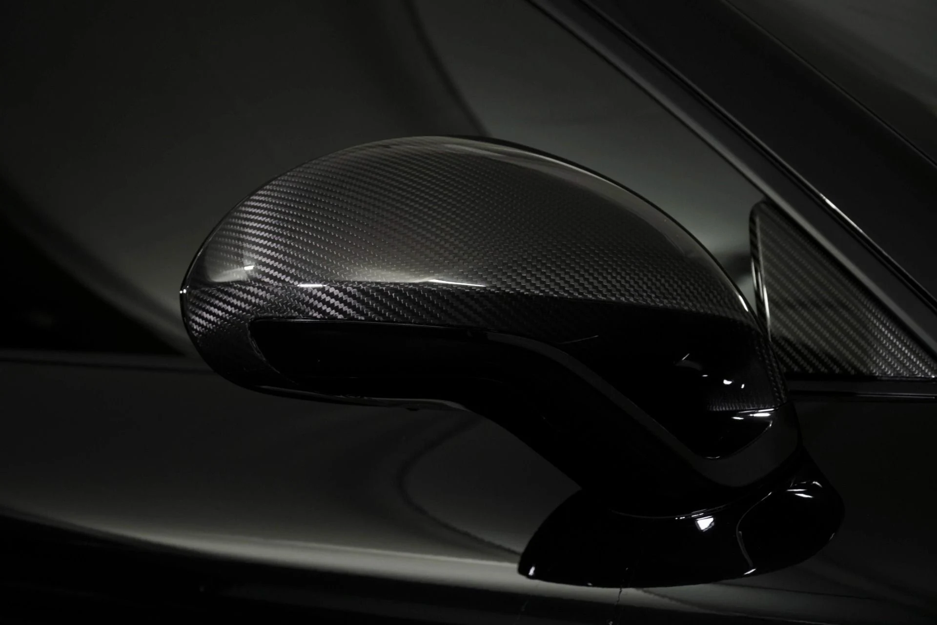 mph013_536830480_Used_2018_Porsche_911_Turbo_S_1775836607_ede747ba2c