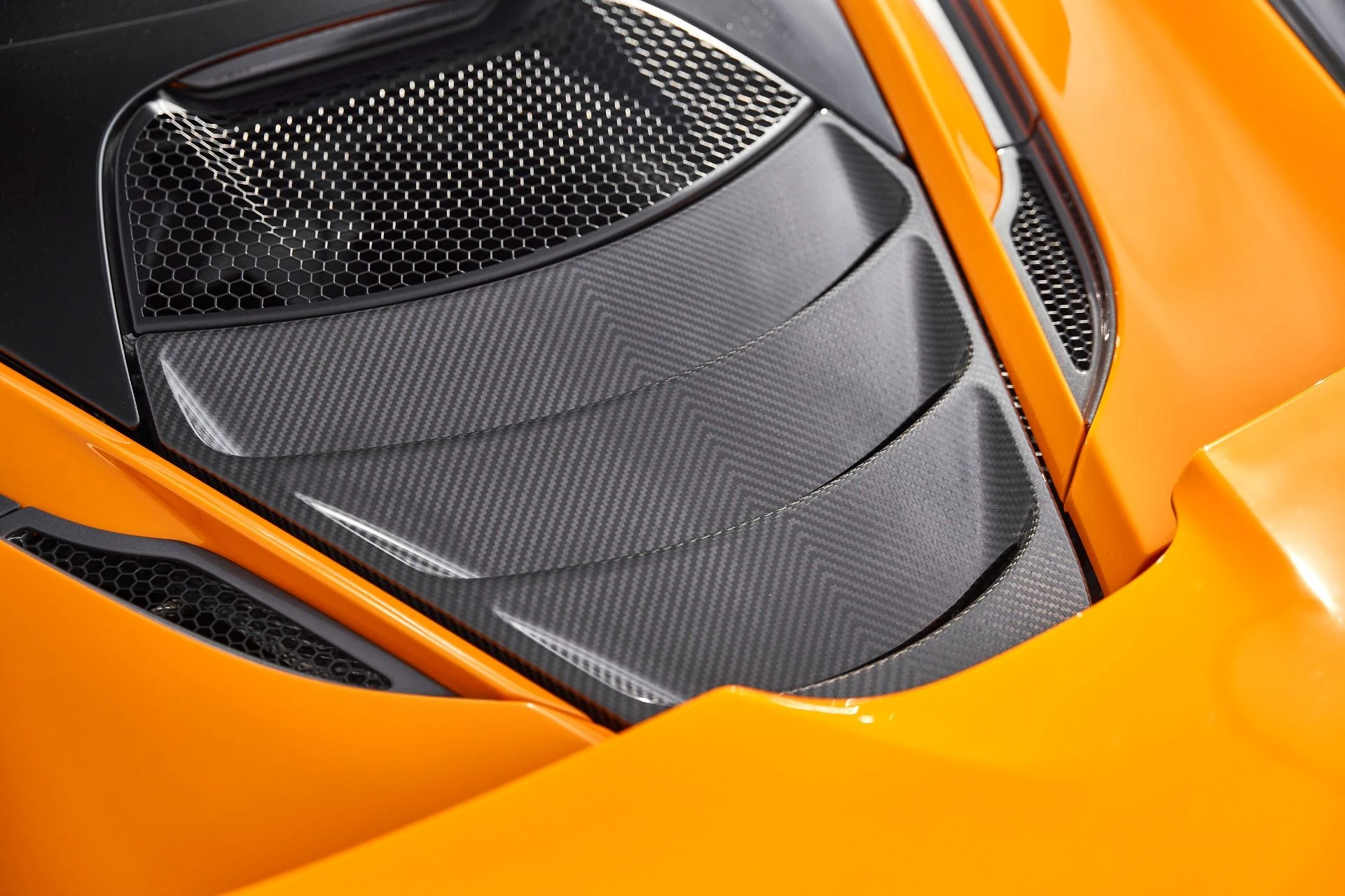 mph013_537338173_Used_2018_Mc_Laren_720_S_Performance_1766270064_56815497c9