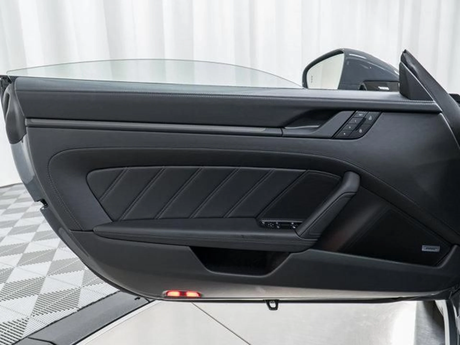 mph013_54313627_m_Smc0_KD_8_B_Soh_Q_Nq5x_Rv2x_Jifllo_ce5e298cf0