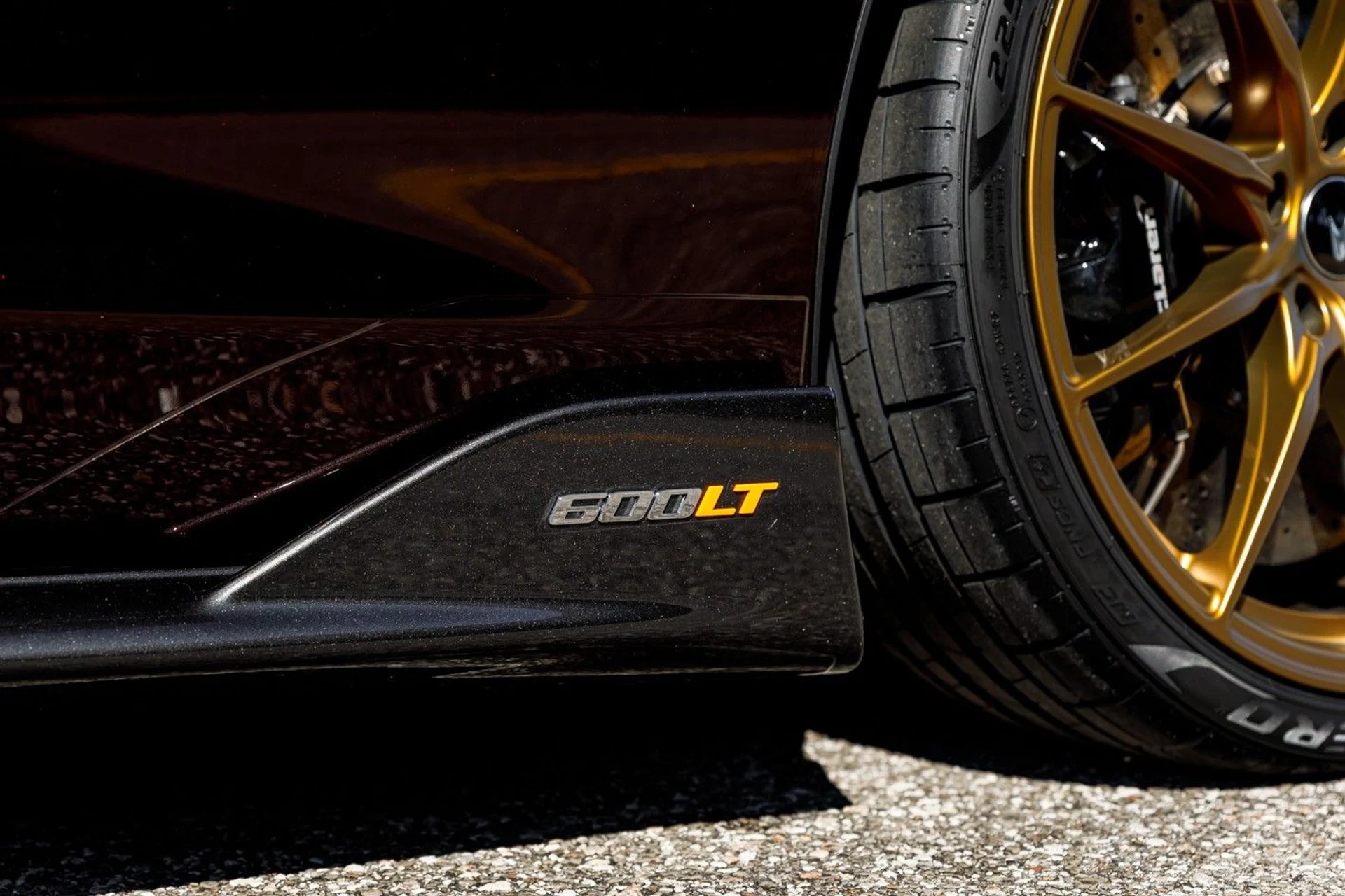 mph013_546565728_615_p14_l_a099923194