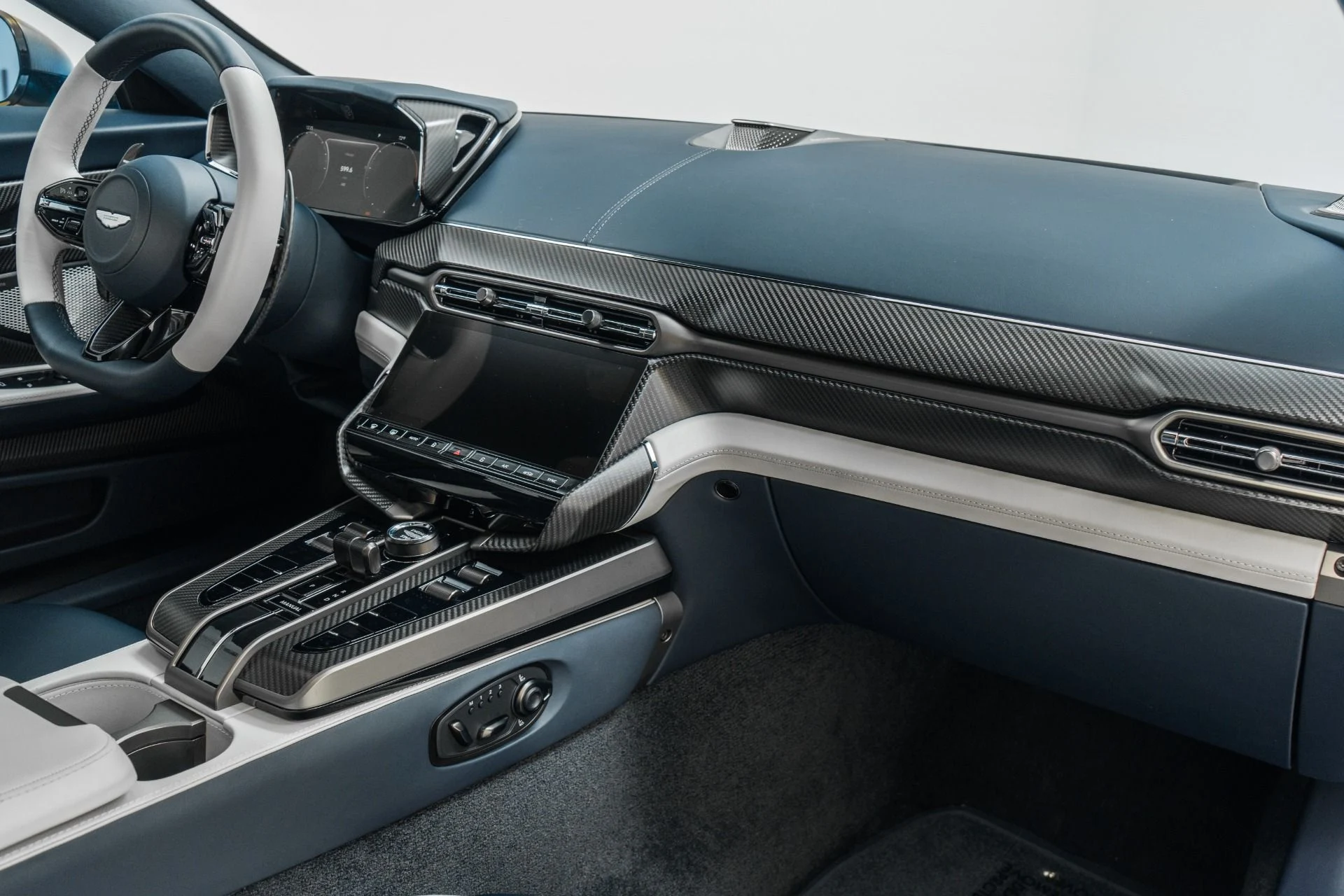 mph013_548331045_Used_2025_Aston_Martin_Vanquish_552_K_MSRP_Titanium_Exhaust_Interior_Carbon_Pack_1772060483_5bdde61666