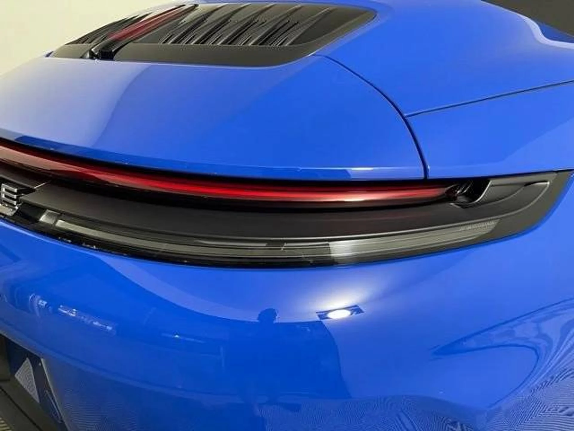 mph013_548663596_56ba5dc00b29a8692a946394ca7bff5fx_76fe51d85c