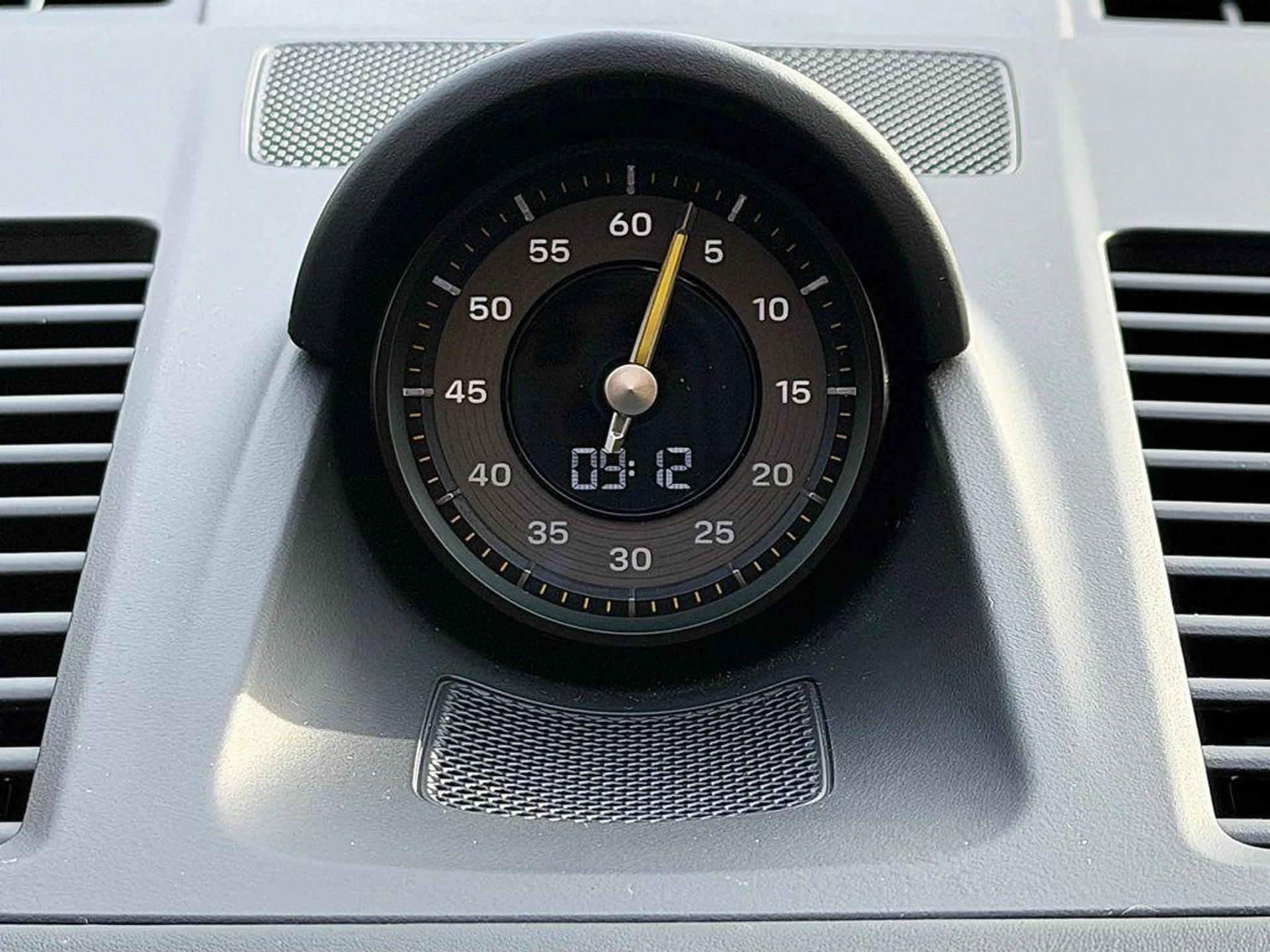 mph013_5489417_a9l_SD_9k_c_Qm_Z_Fr_Aw_Xd_Q_AG_6_Sz_I_846d70e7bf