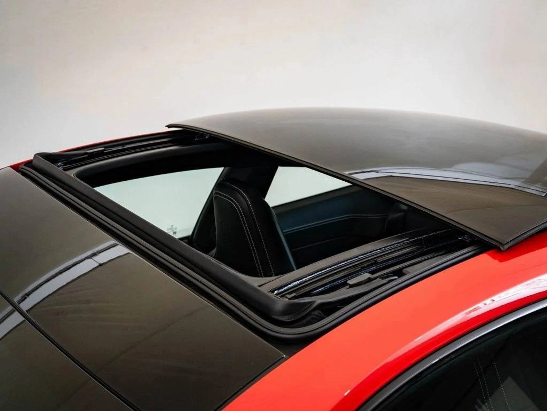 mph013_55073086_47899dd1d06b025bf77de6d1833a3321x_3098fe2a38