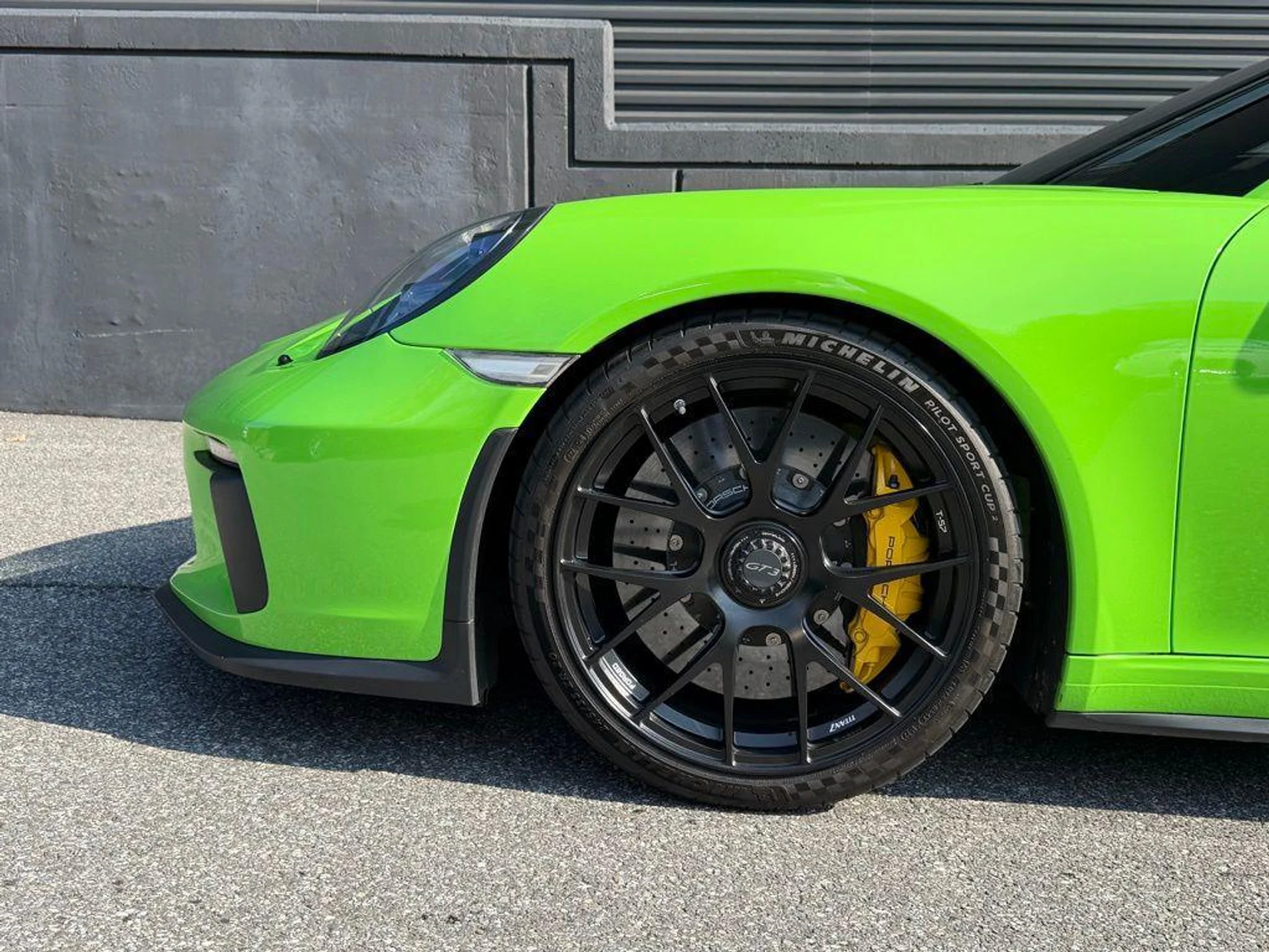 mph013_551571250_k_Mfvt_JS_Hitby_T5_X1fxdy_GTMH_Xp_M_8338954752