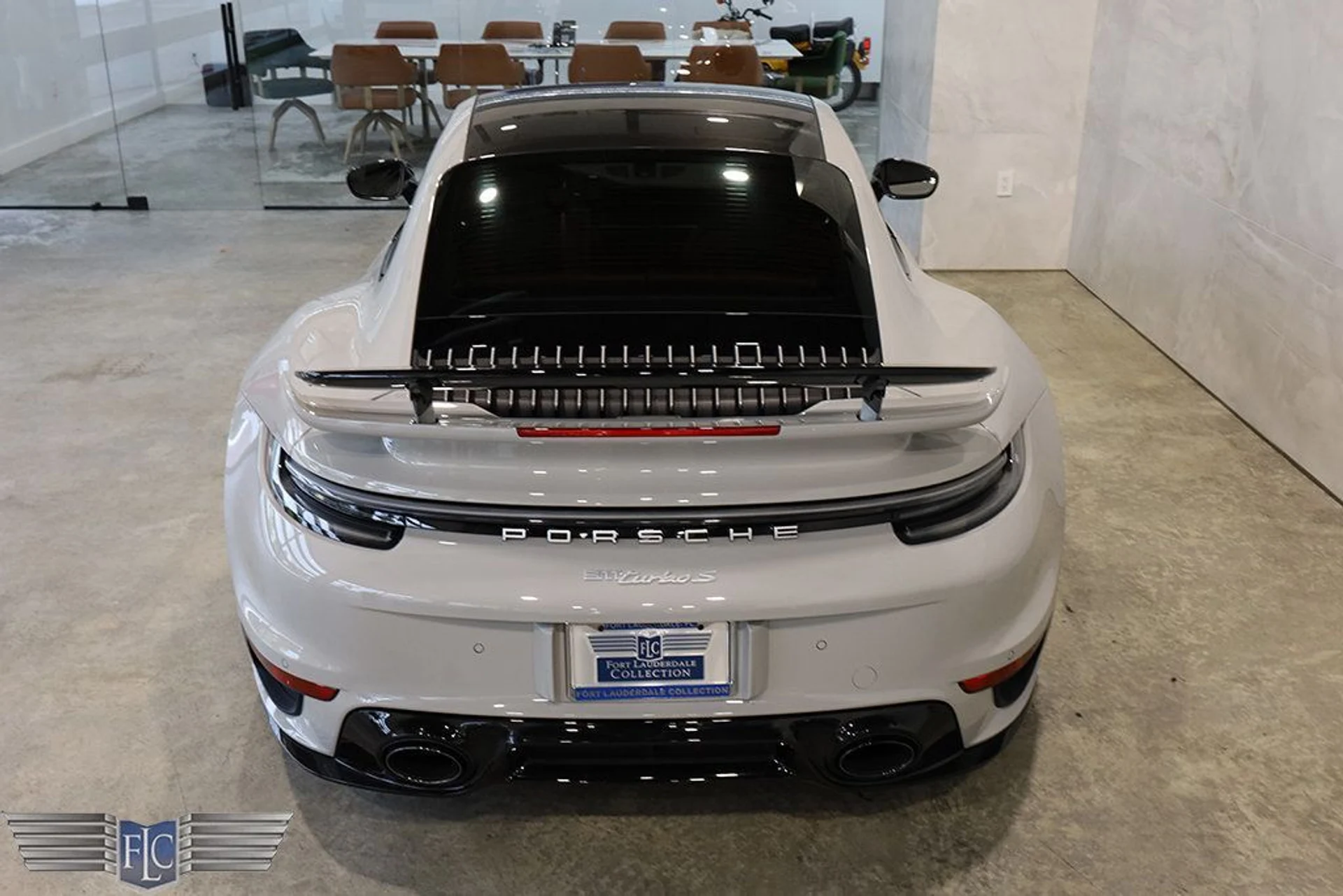 mph013_553277126_used_2022_porsche_911_turboscoupe_9689_22838871_14_1024_569b931221