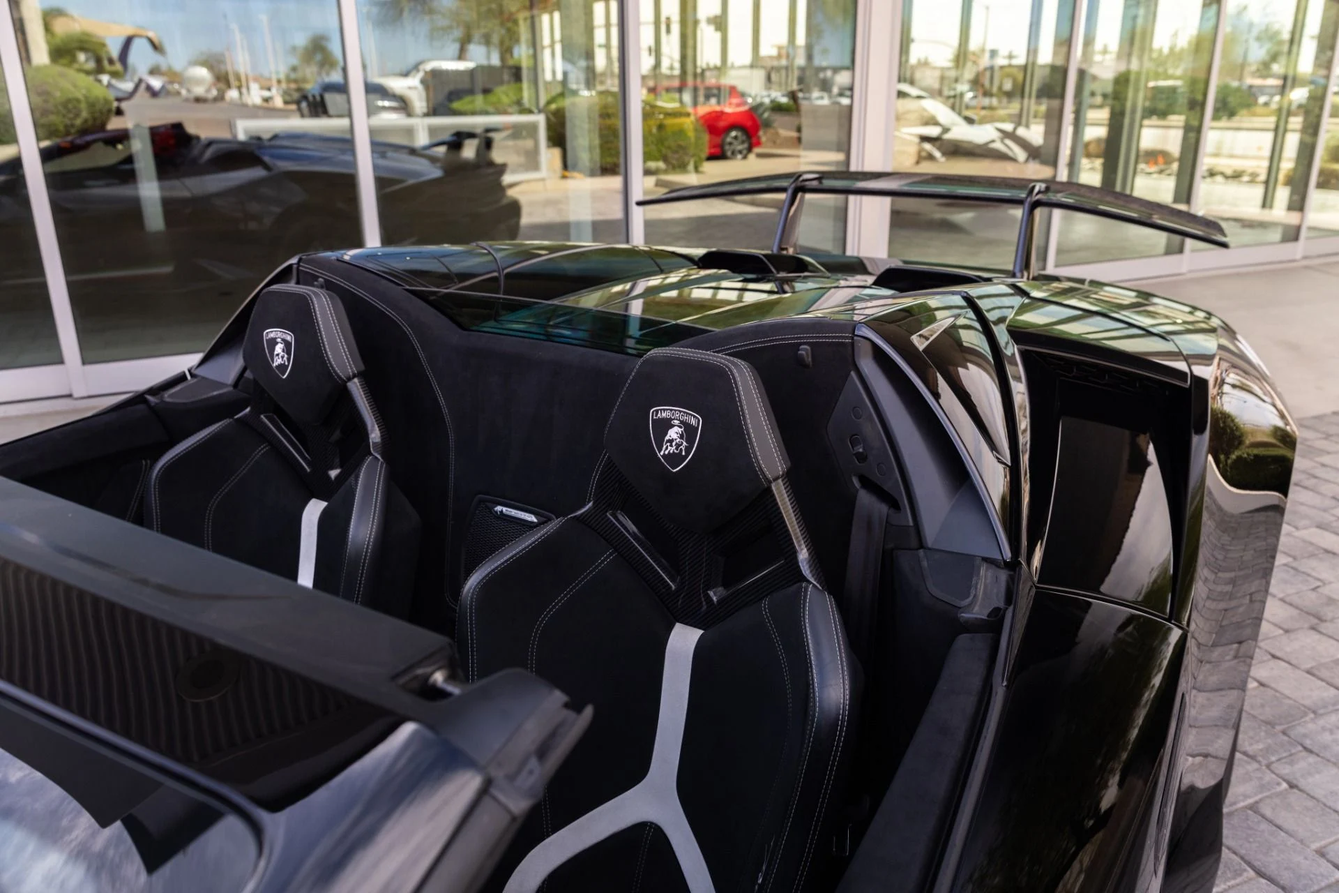 mph013_554104607_Used_2018_Lamborghini_Huracan_LP_640_4_Performante_Spyder_1772832591_f05b3d4db1