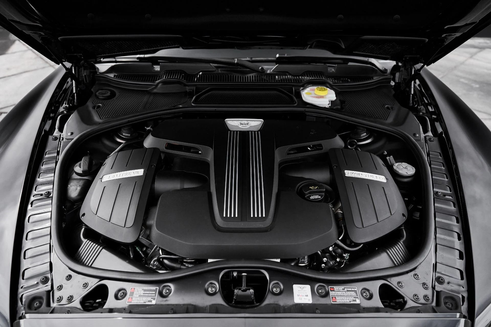 mph013_555369095_Used_2016_Bentley_Continental_GT_V8_1775005748_1b29524b4e