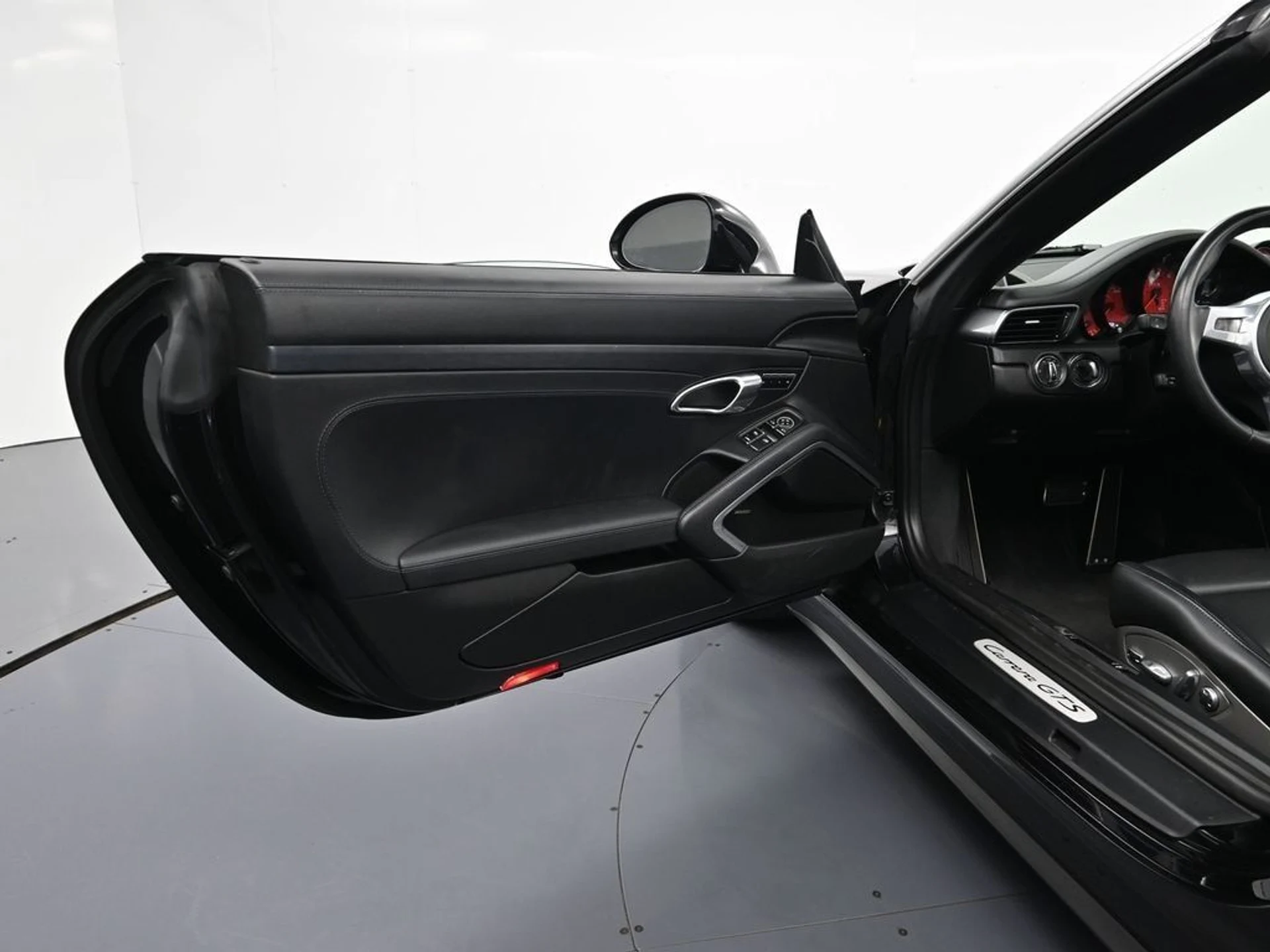 mph013_556700259_a97dae018fa13e30875c8ccefaa7c9c9x_66fa02e3b4