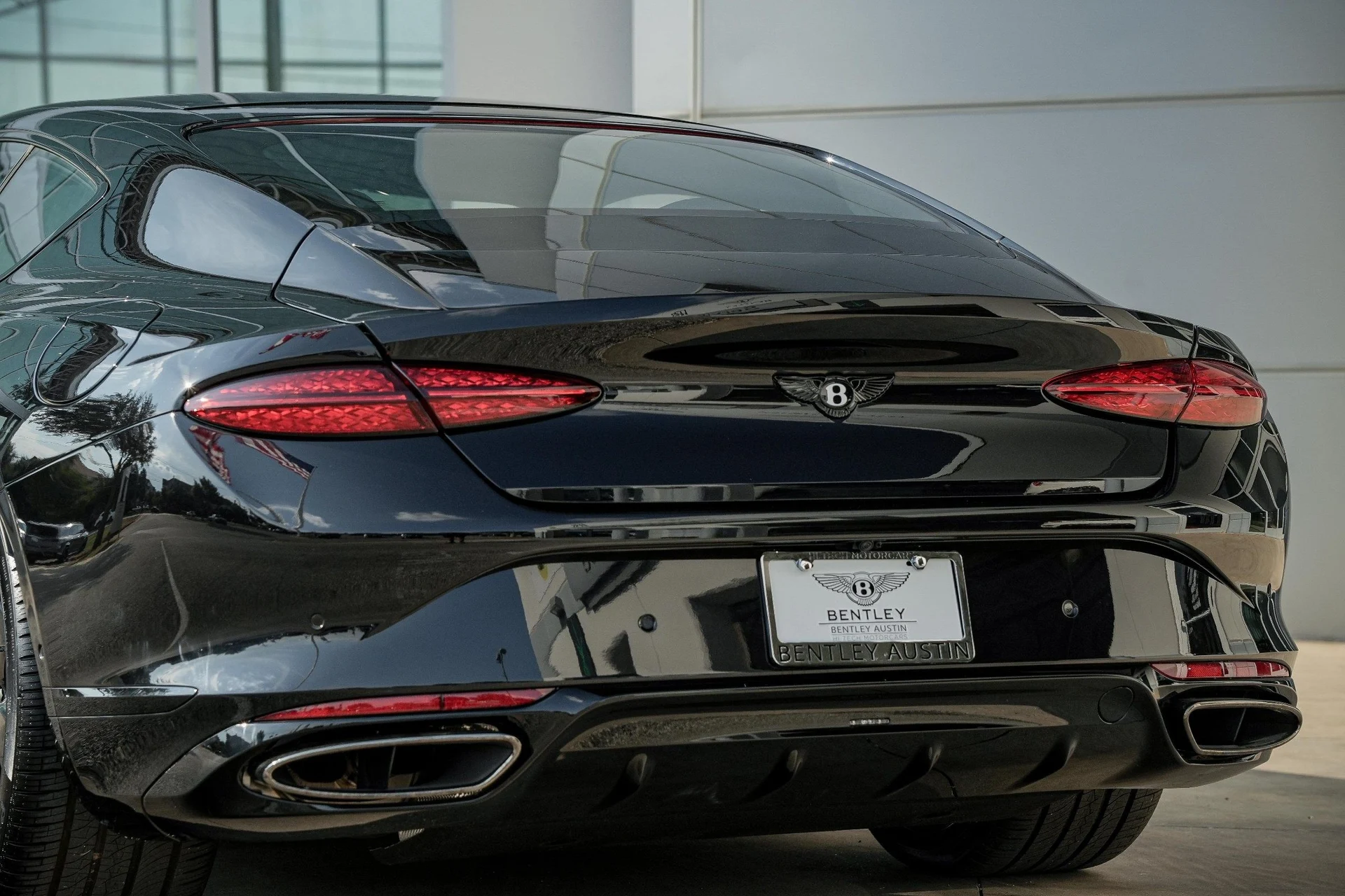 mph013_5587479_Hi_Tech_Luxury_Imports_LLC_SCBCP_2_ZG_5_TC_023736_image_13_3ab6e353eb