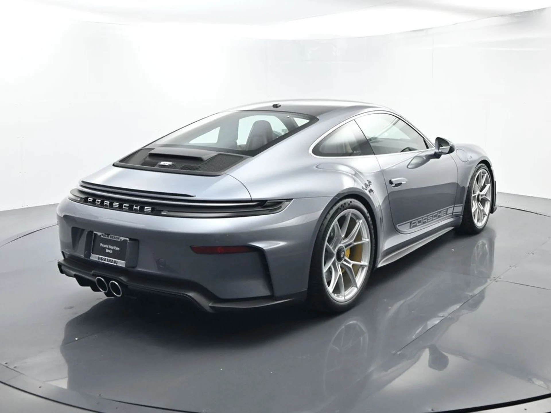 mph013_566079689_5ec692d4beeba422aa6d9211b5d79154_22bb1d4001