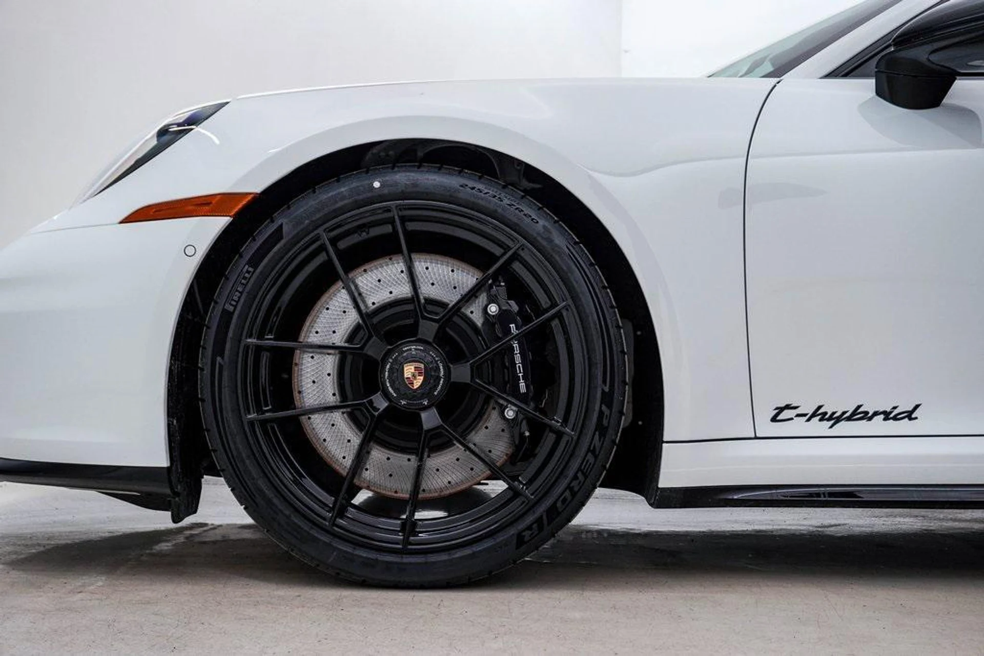 mph013_575145529_7_Qdy8_Ya_X_Uc_D_Vu4_D2b78_Wpn5_C_K4_856e21df81