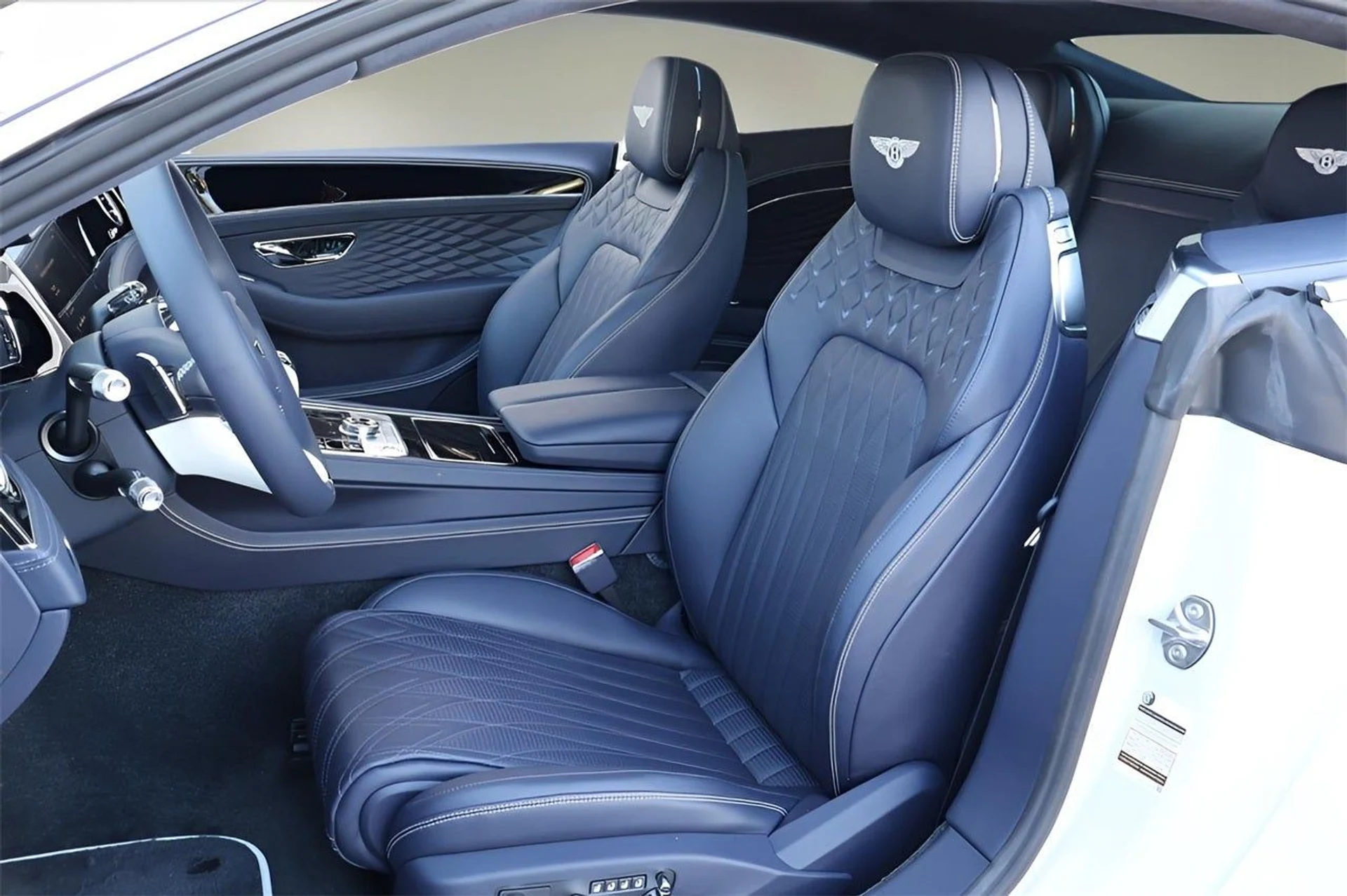 mph013_579792817_14_a14458017c