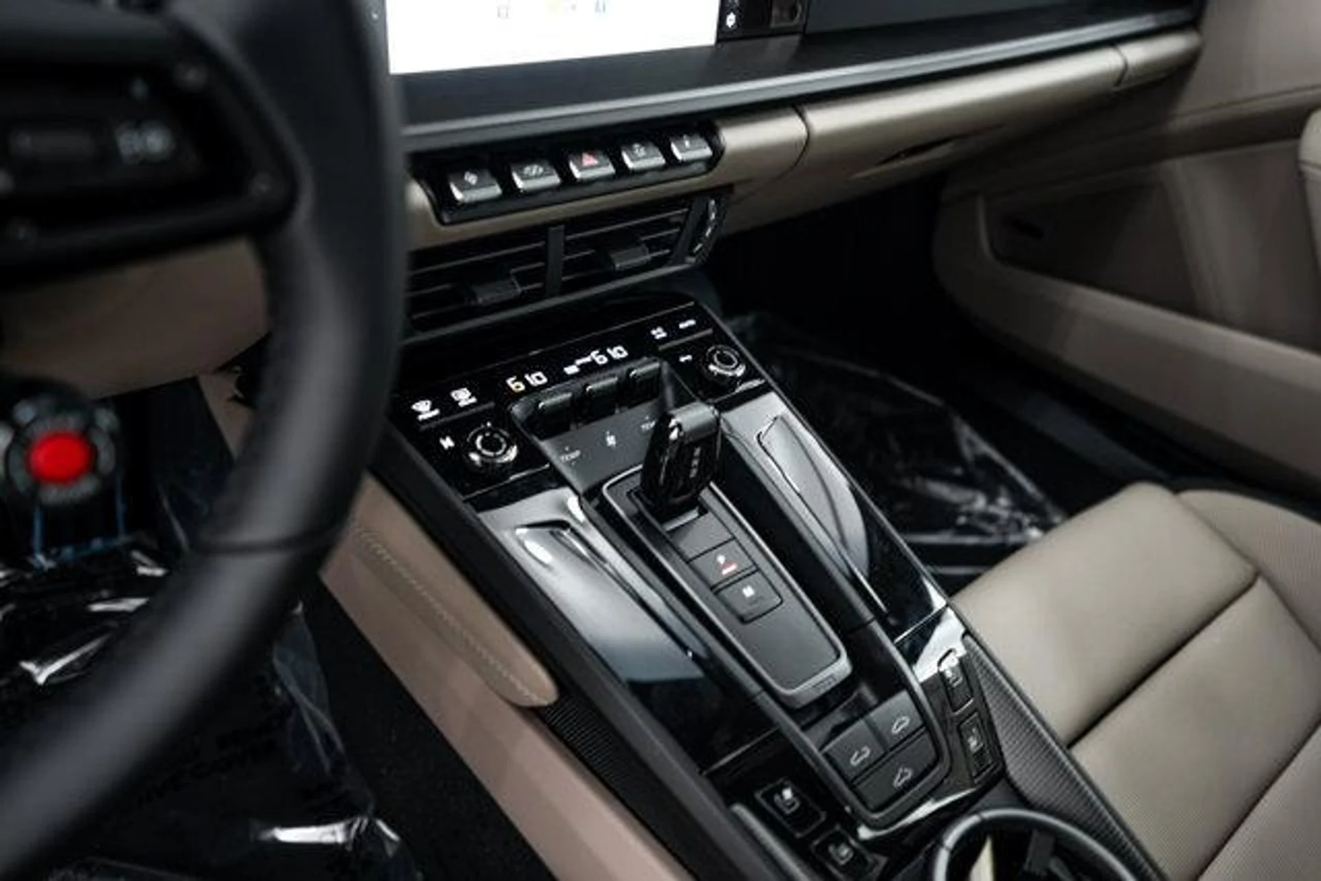 mph013_587387432_j_Oeqoi_Ul7_Nh_KYW_3_Tbz_Jf_Gc_B2pk_M_fb1b7671f7