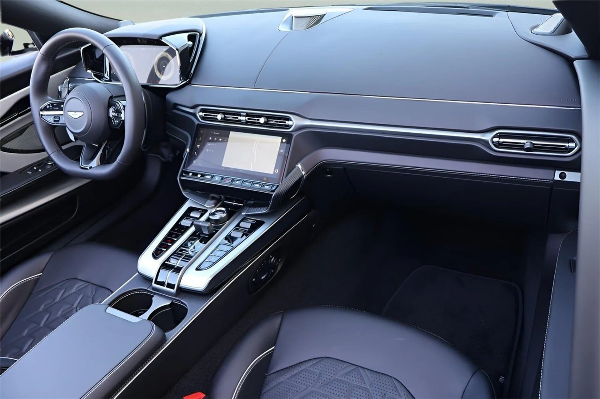 mph013_589202927_14_3c415597a4