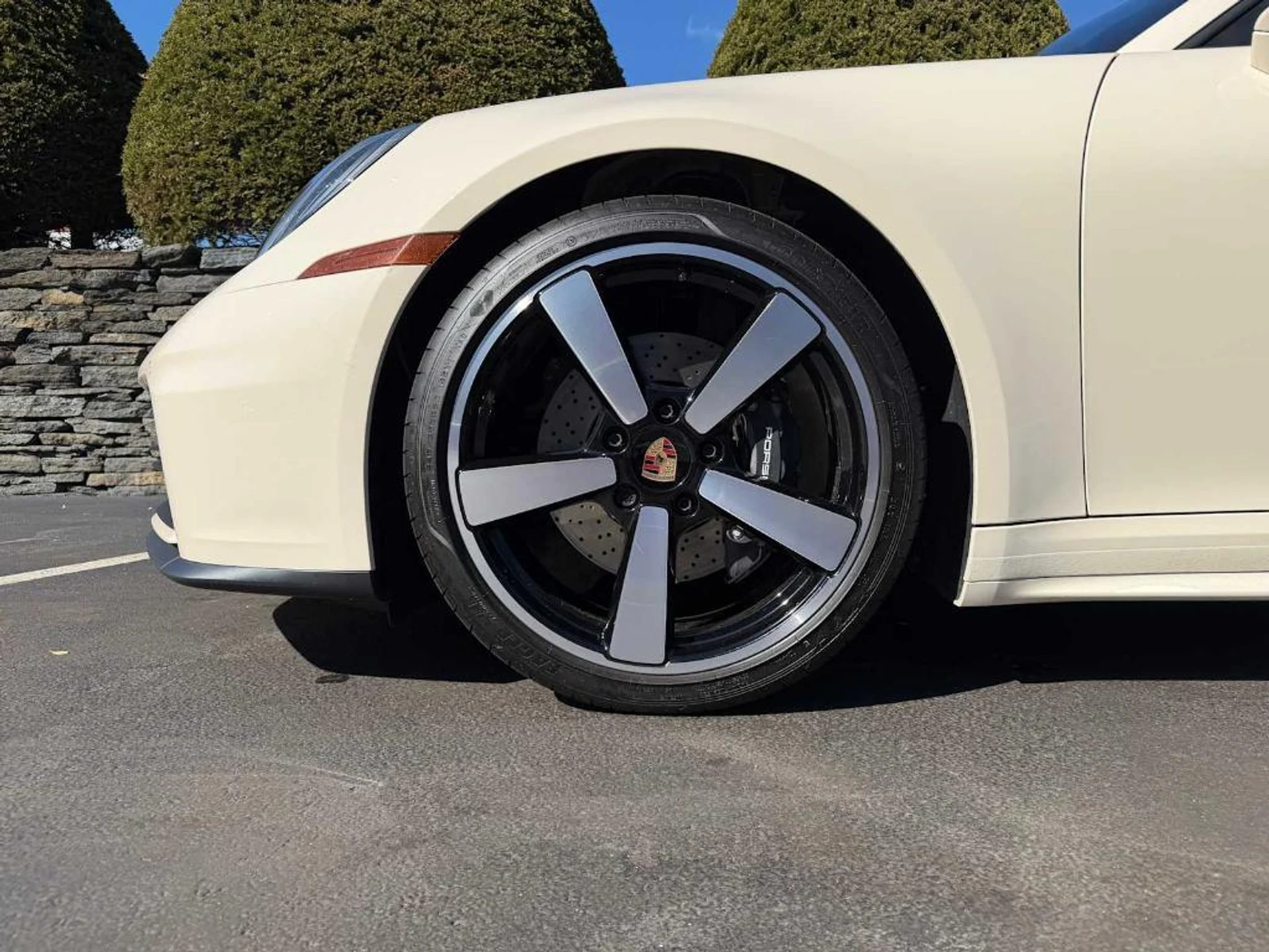 mph013_589561088_Zu_CD_37kednx_Ry_I_y_AQ_0t_C_Ldrkcg_6271ac2f74