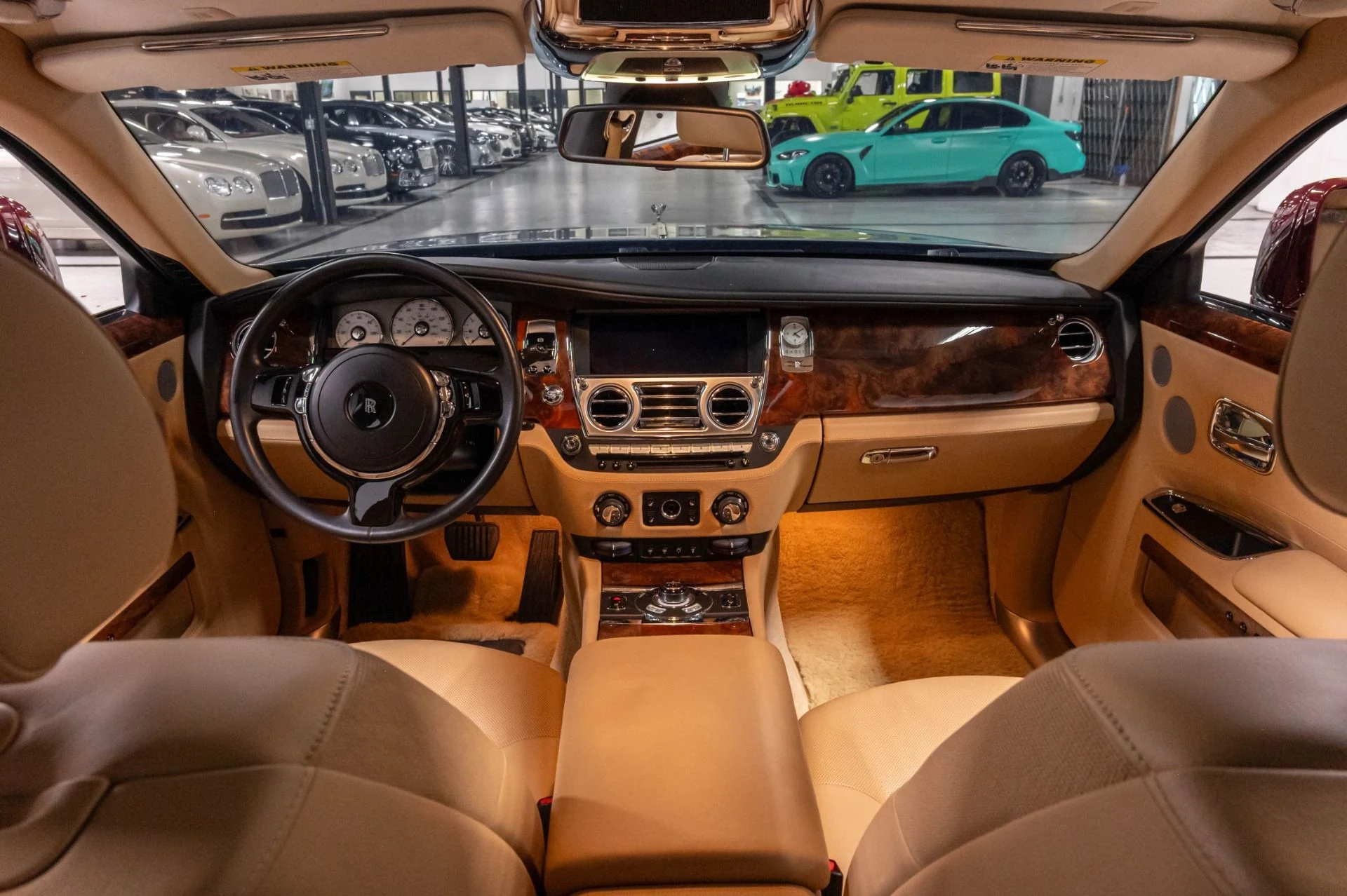 mph013_591522483_Used_2011_Rolls_Royce_Ghost_1785190431_3c31109639
