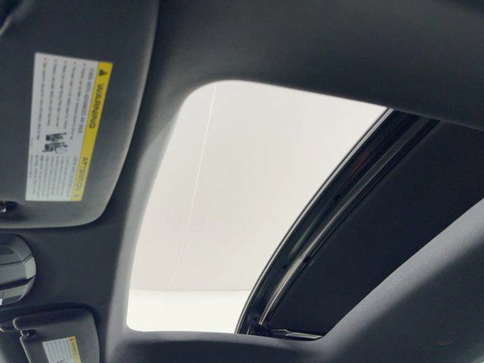 mph013_595772037_OJKBQ_1_Xc_DJ_Dak_U15_Tp_FDP_e_TM_0_4218fc24a1